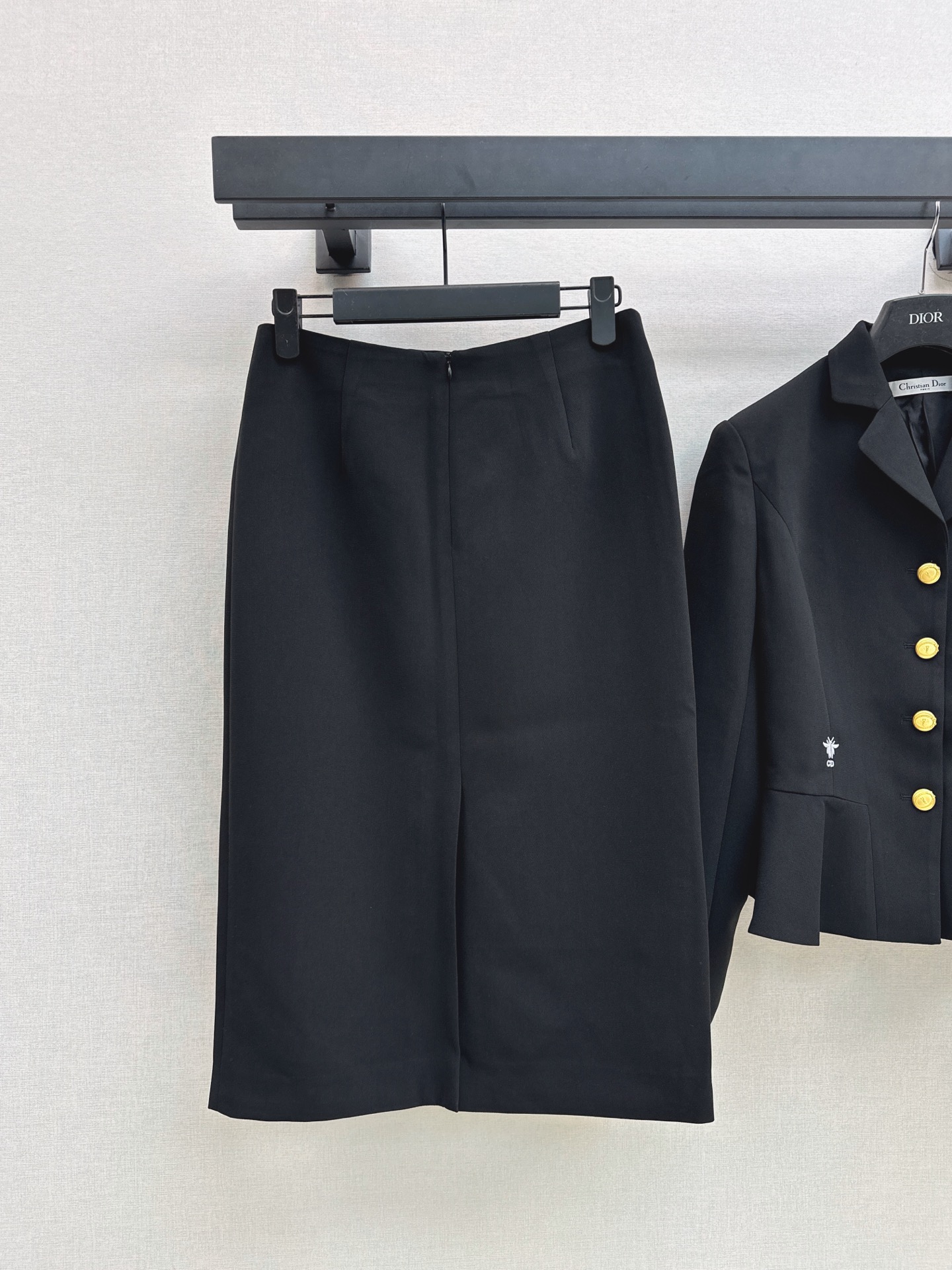 CD 26fw bee embroidery jacket A-lin skirt