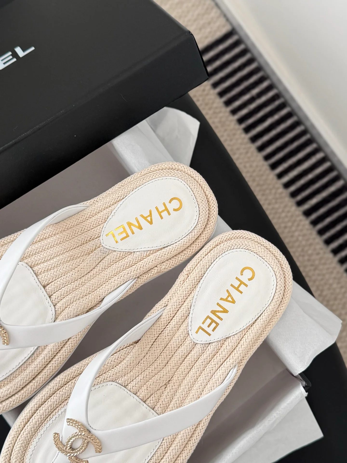 Chan 25K flip-flops