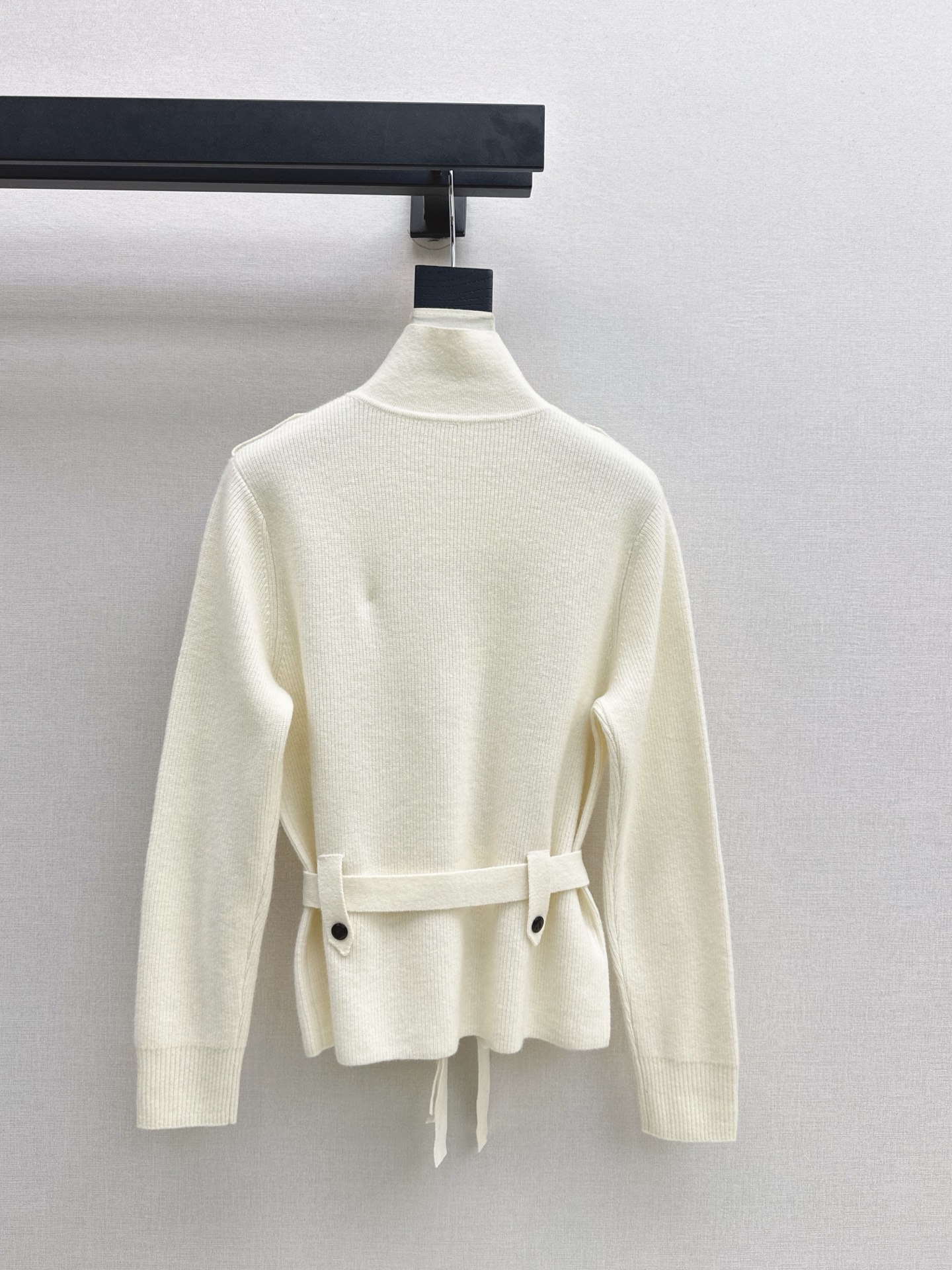 Max 26fw woolbelted cardigan