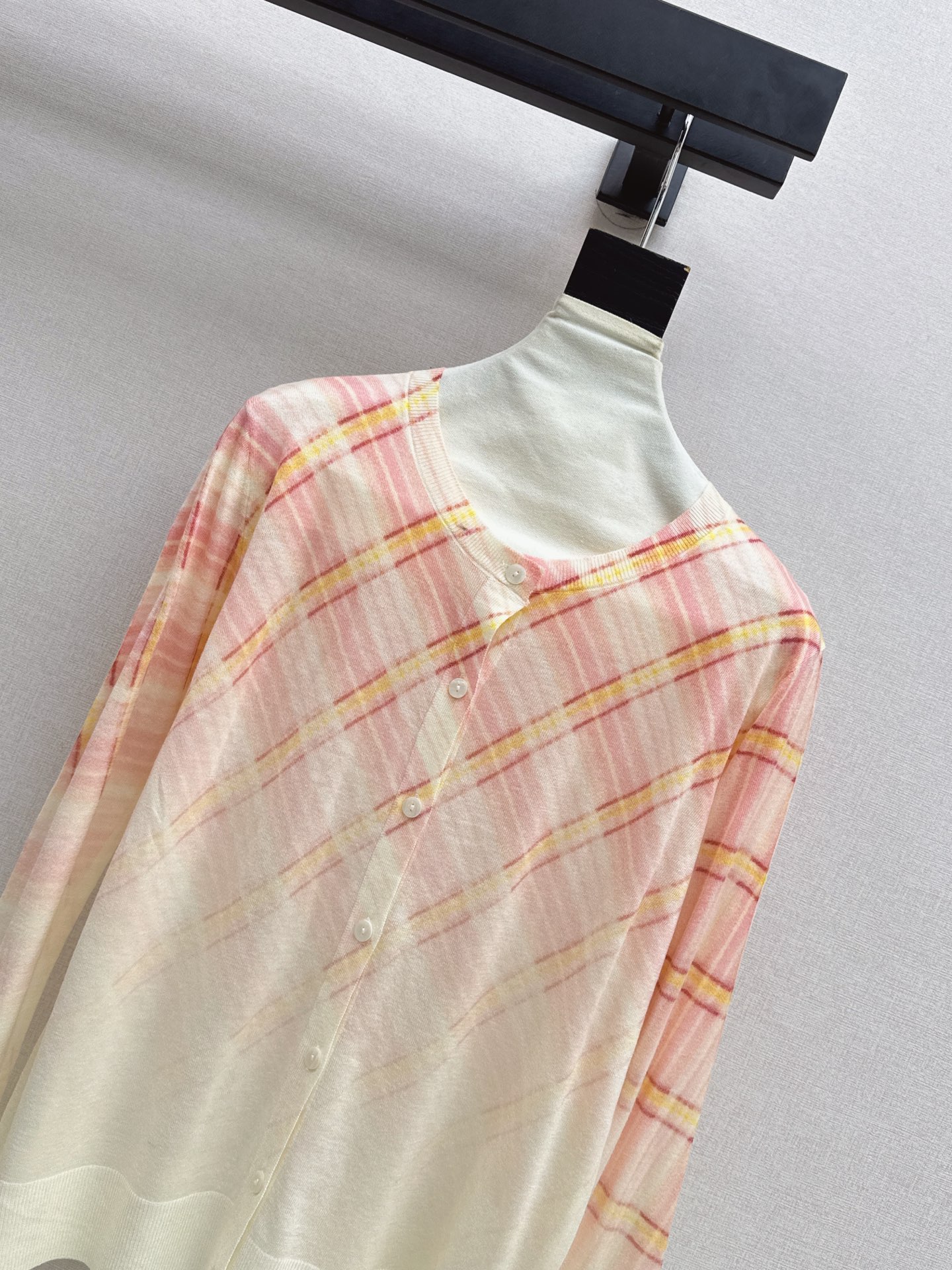 Burb 26fw knit cardigan