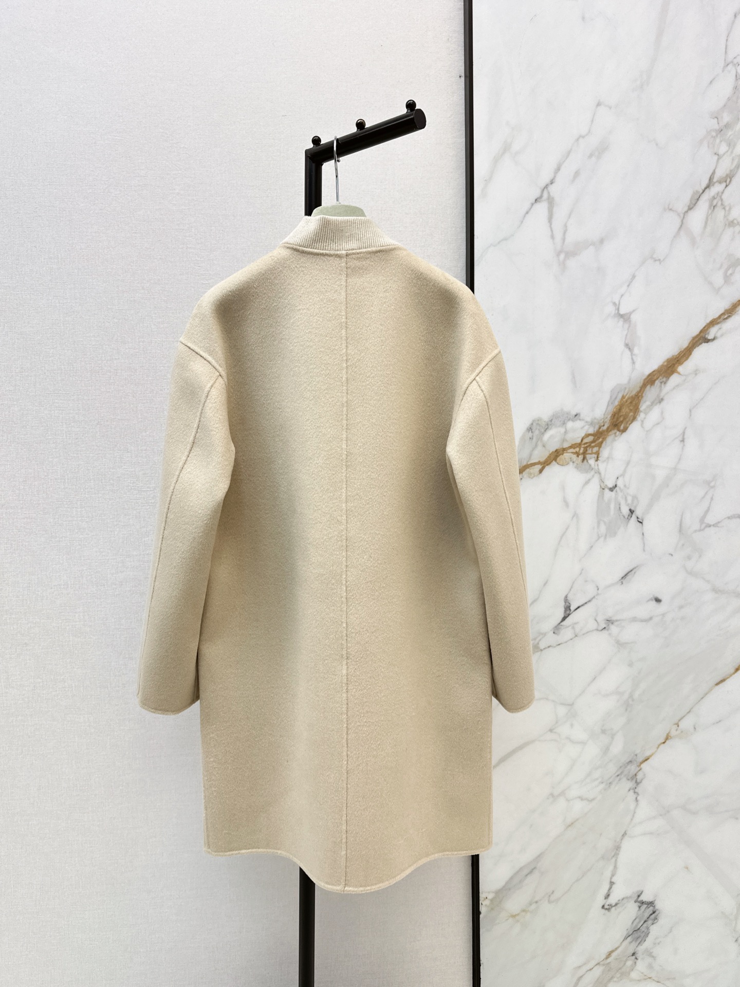Her 26fw woolen oveercoats