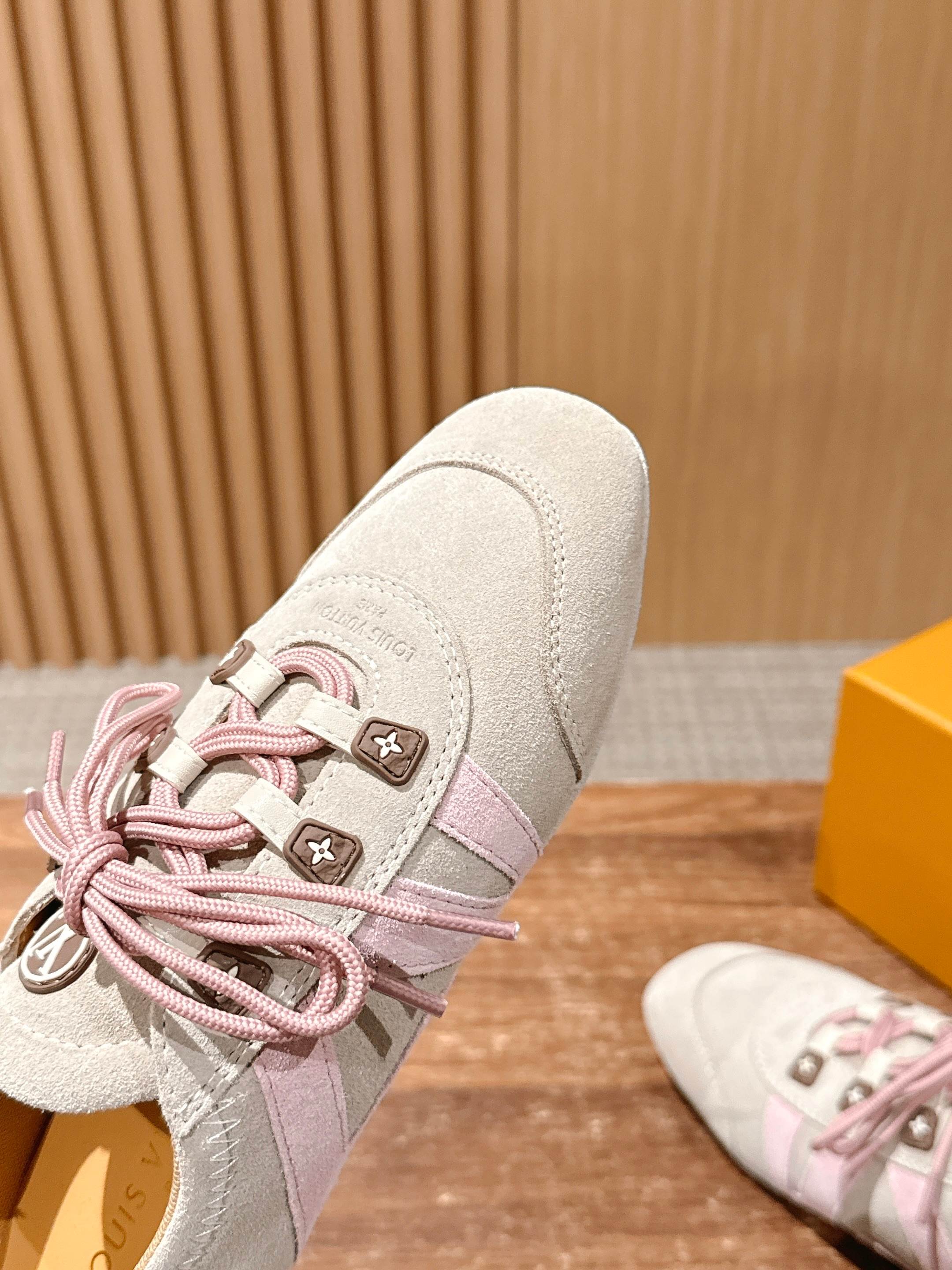 Loui 25fw sneaker