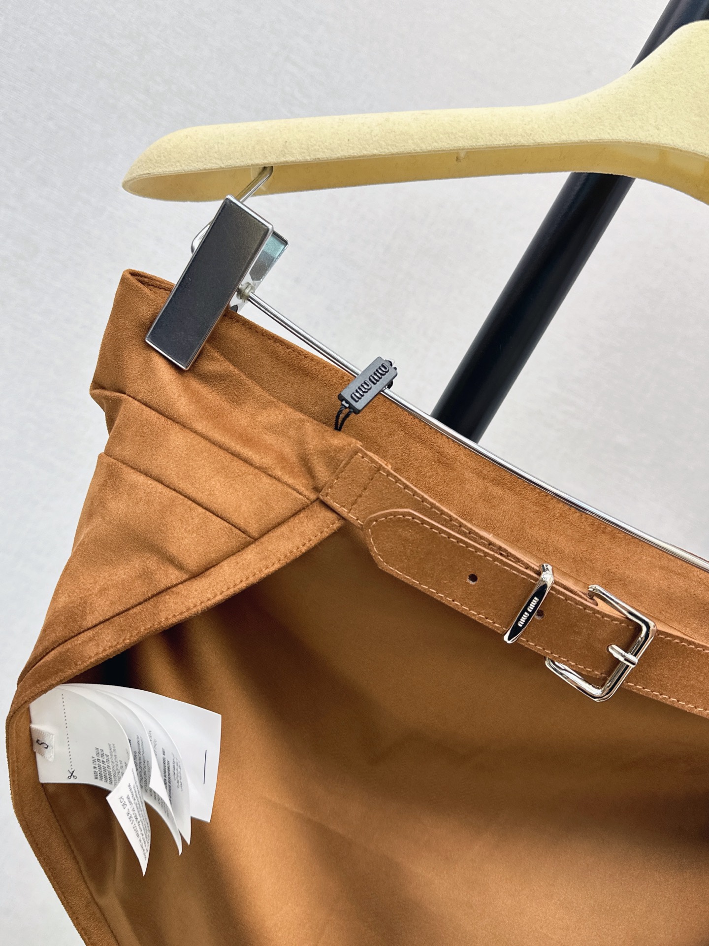 Miu 26fw suede-effect strapless top