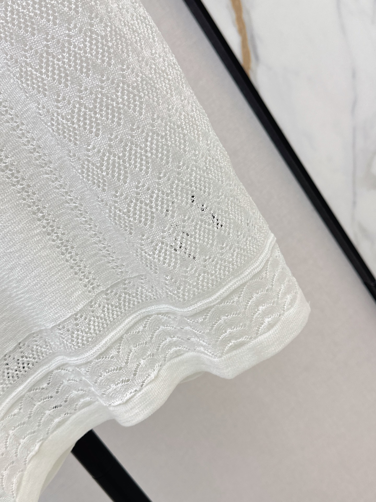 Miu 26fw hoolow lace knit top