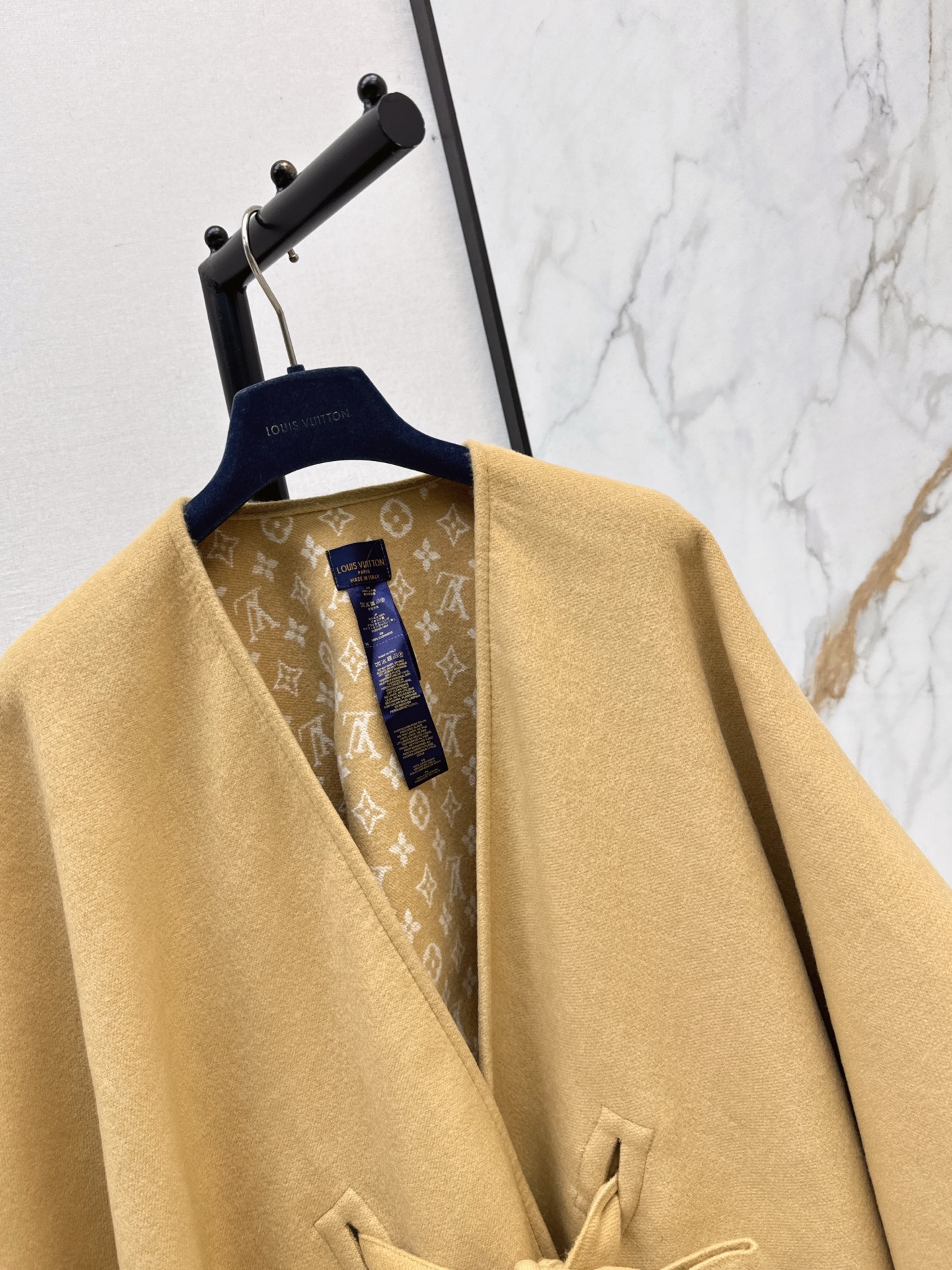 Loui 26fw wool shawls