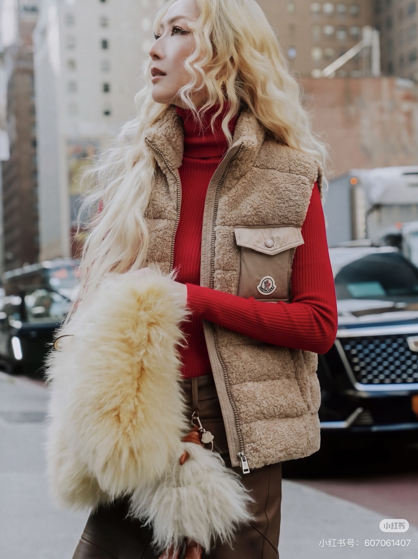 Monc 26fw shearling-fleece down vest