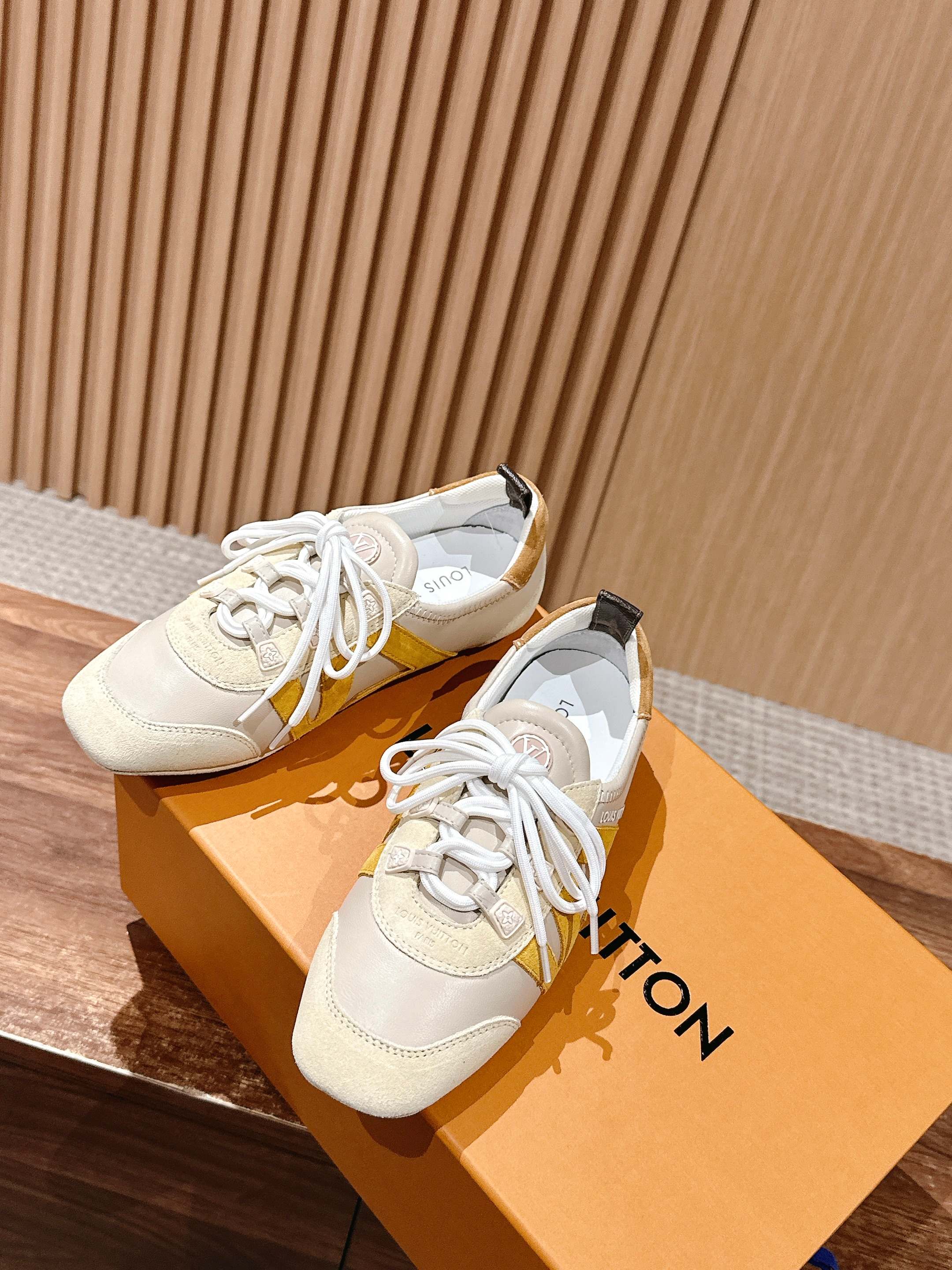 Loui 25fw sneaker