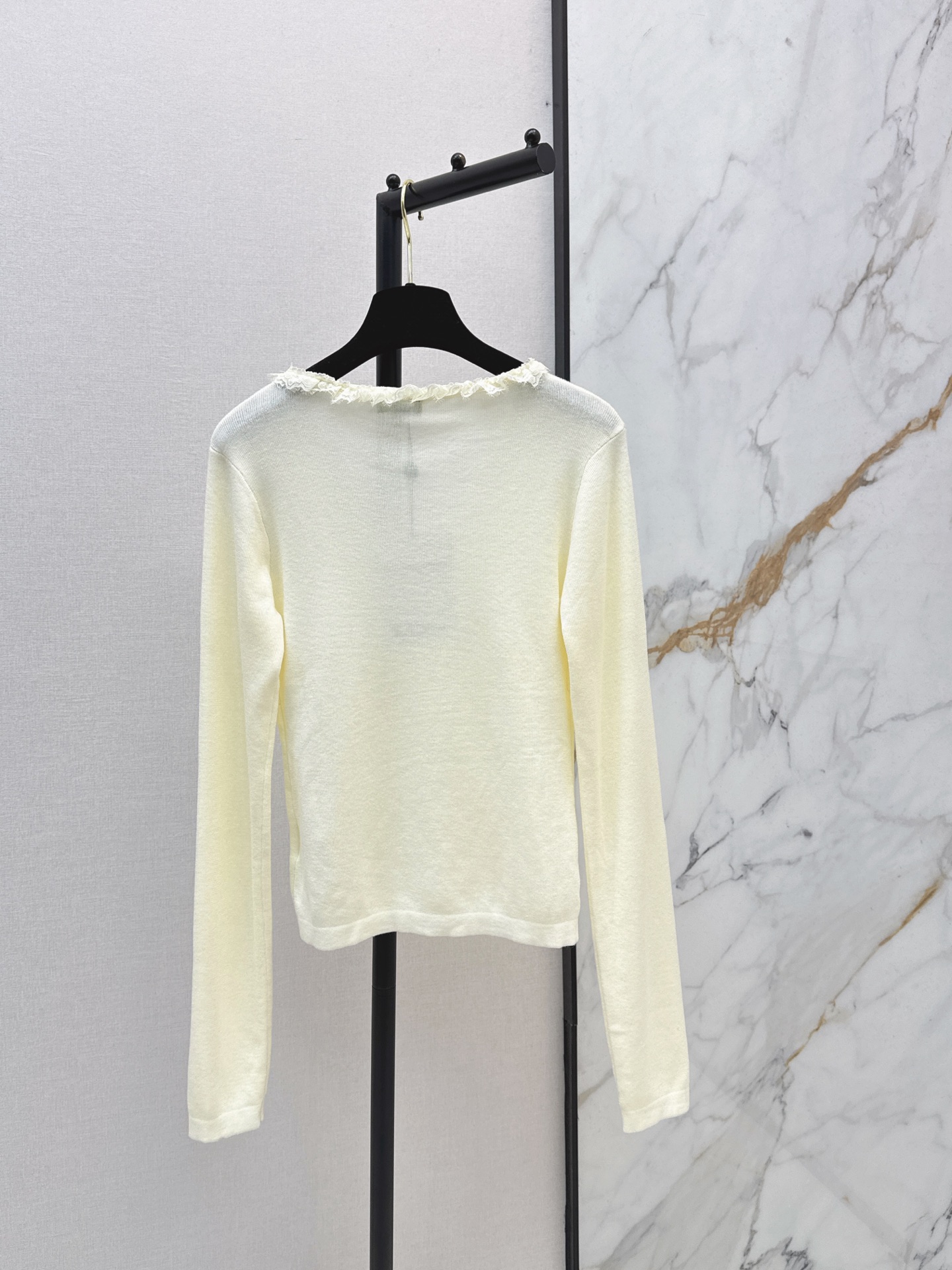 Chan 26fw v-neck knitwear