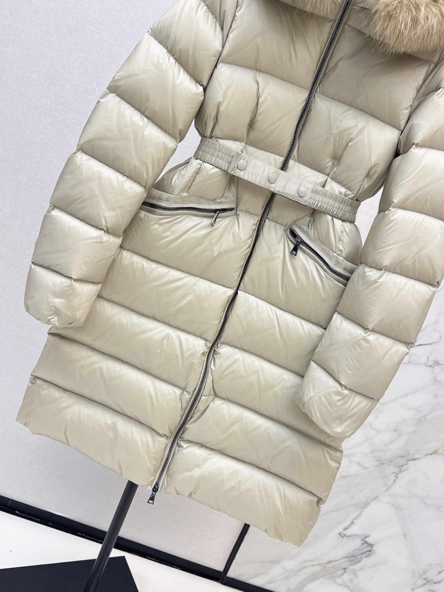 Monc 26fw fur-trim belted down jacket