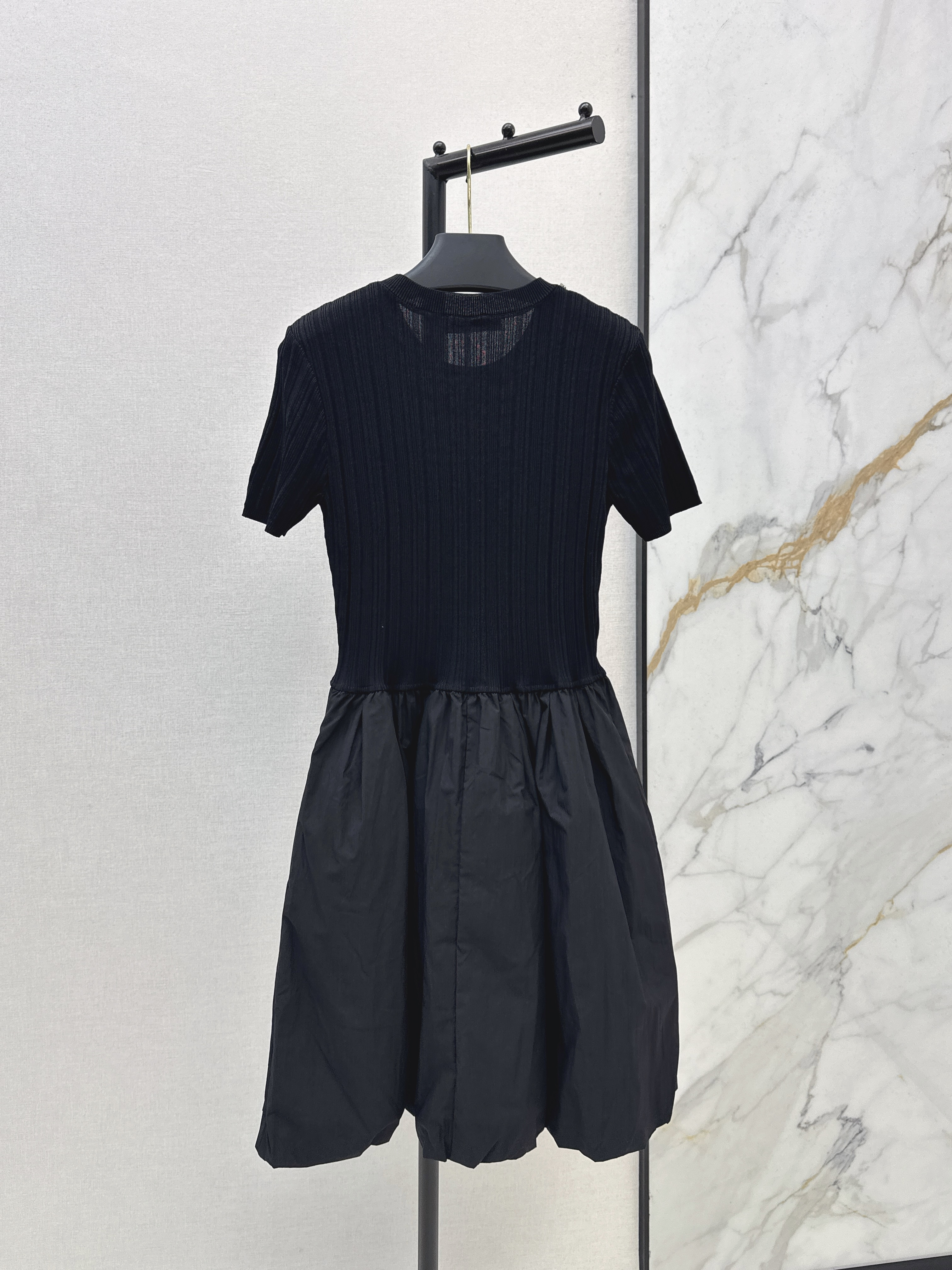 Valen 26ss beading knit contract dress