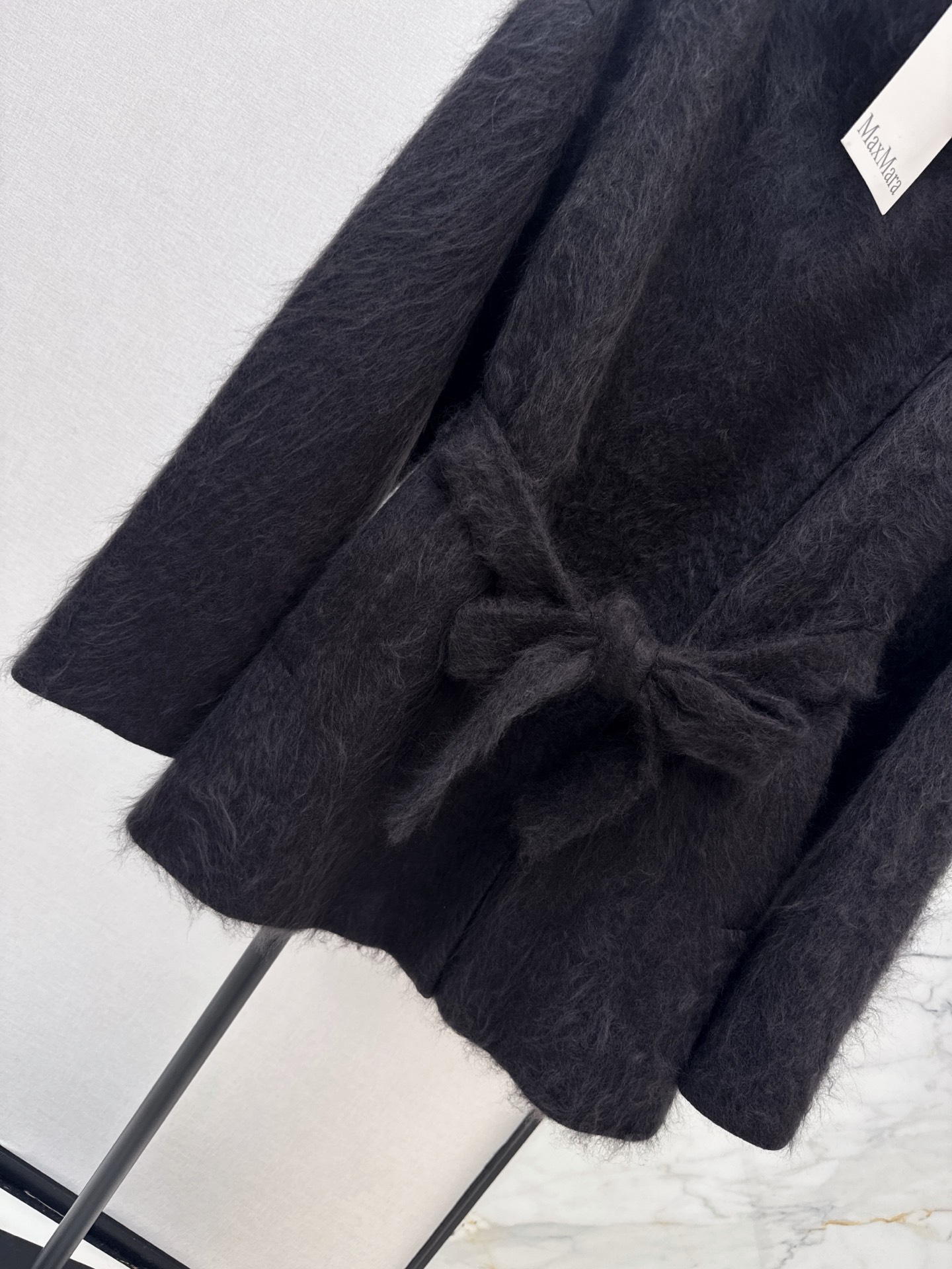 Max 26fw woolen belted jacket