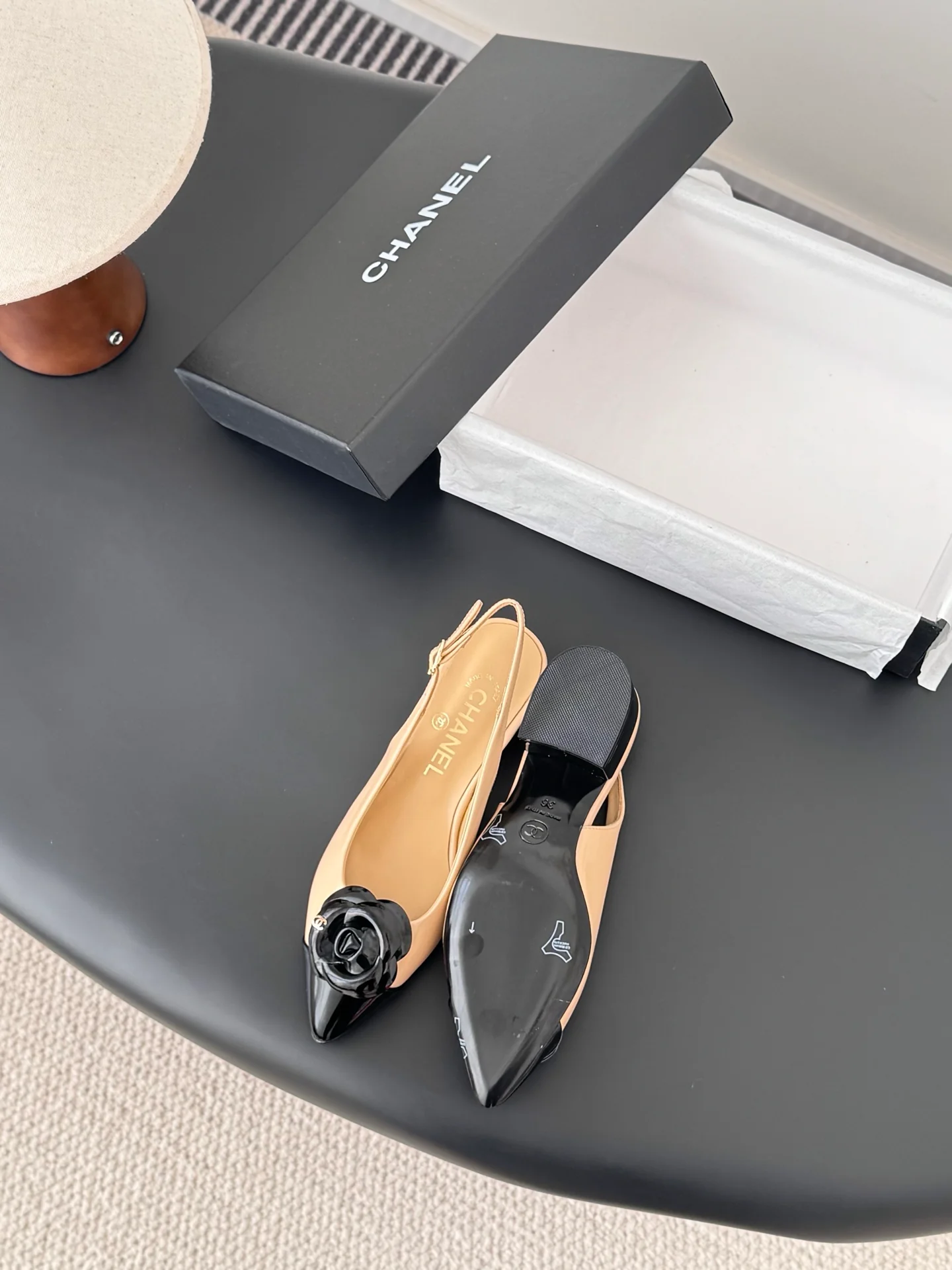 Chan 26ss slingback flats