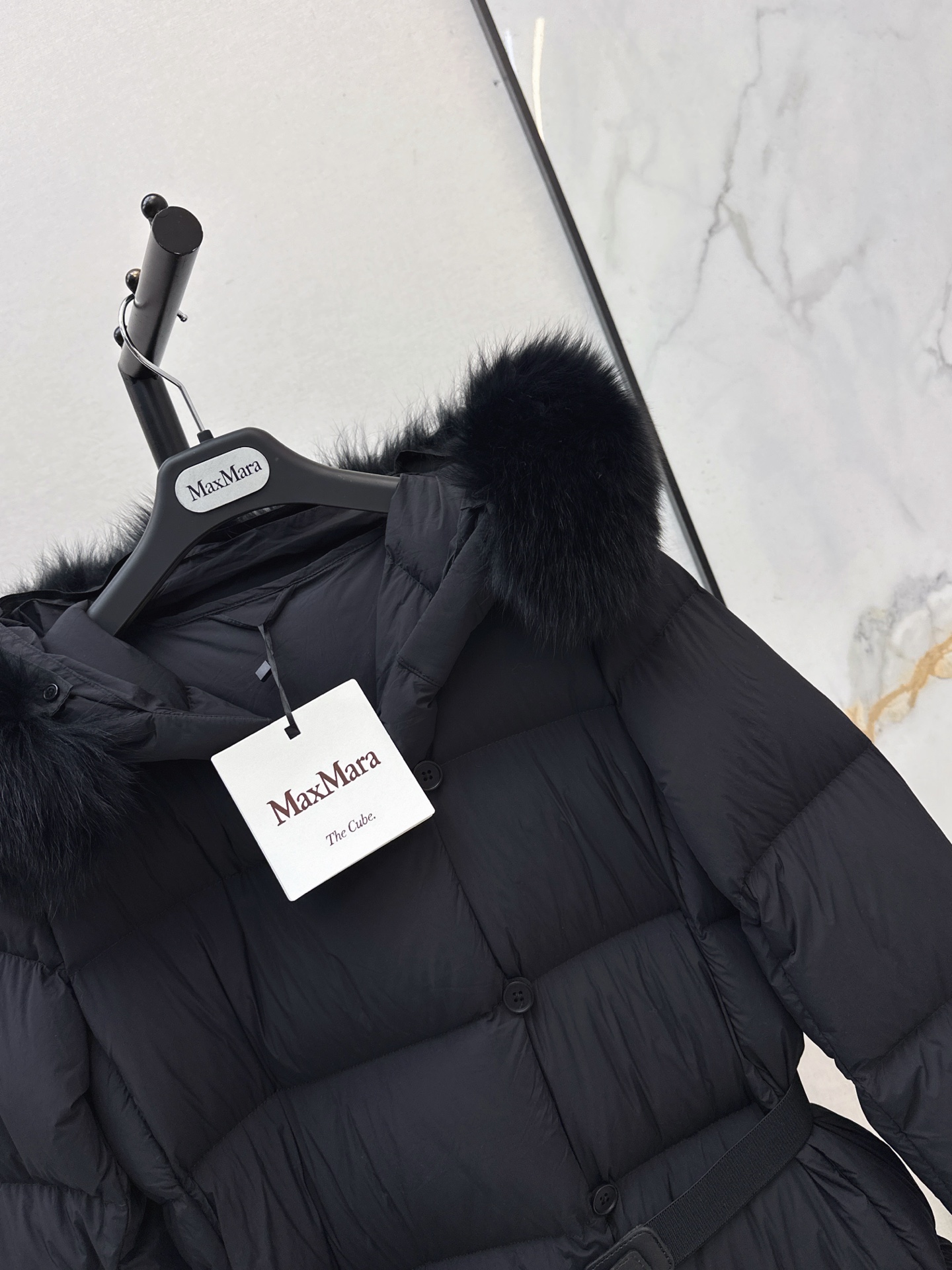 Max 26fw belted hooded down jacket