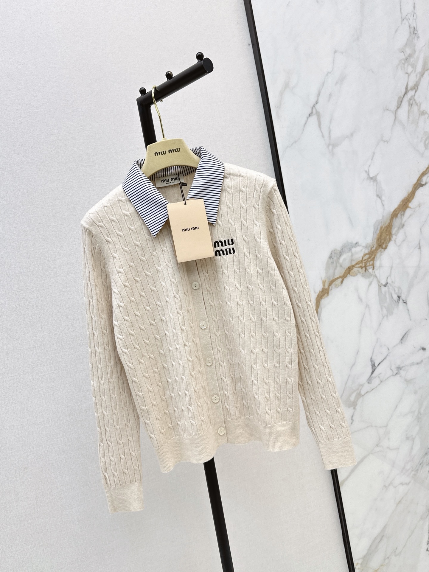 Miu 26fw knit sweater