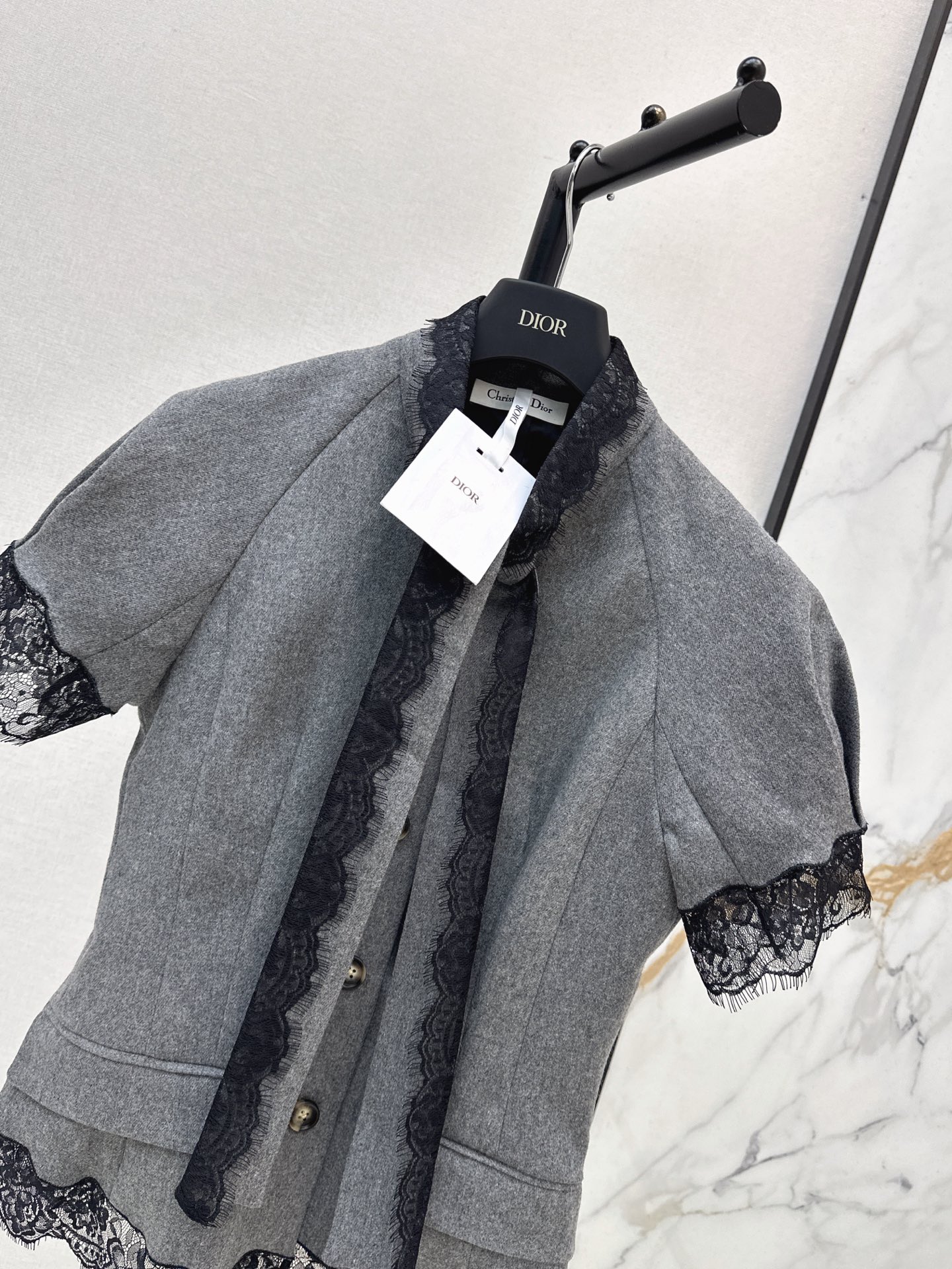 CD 26fw contract lace ribbon top