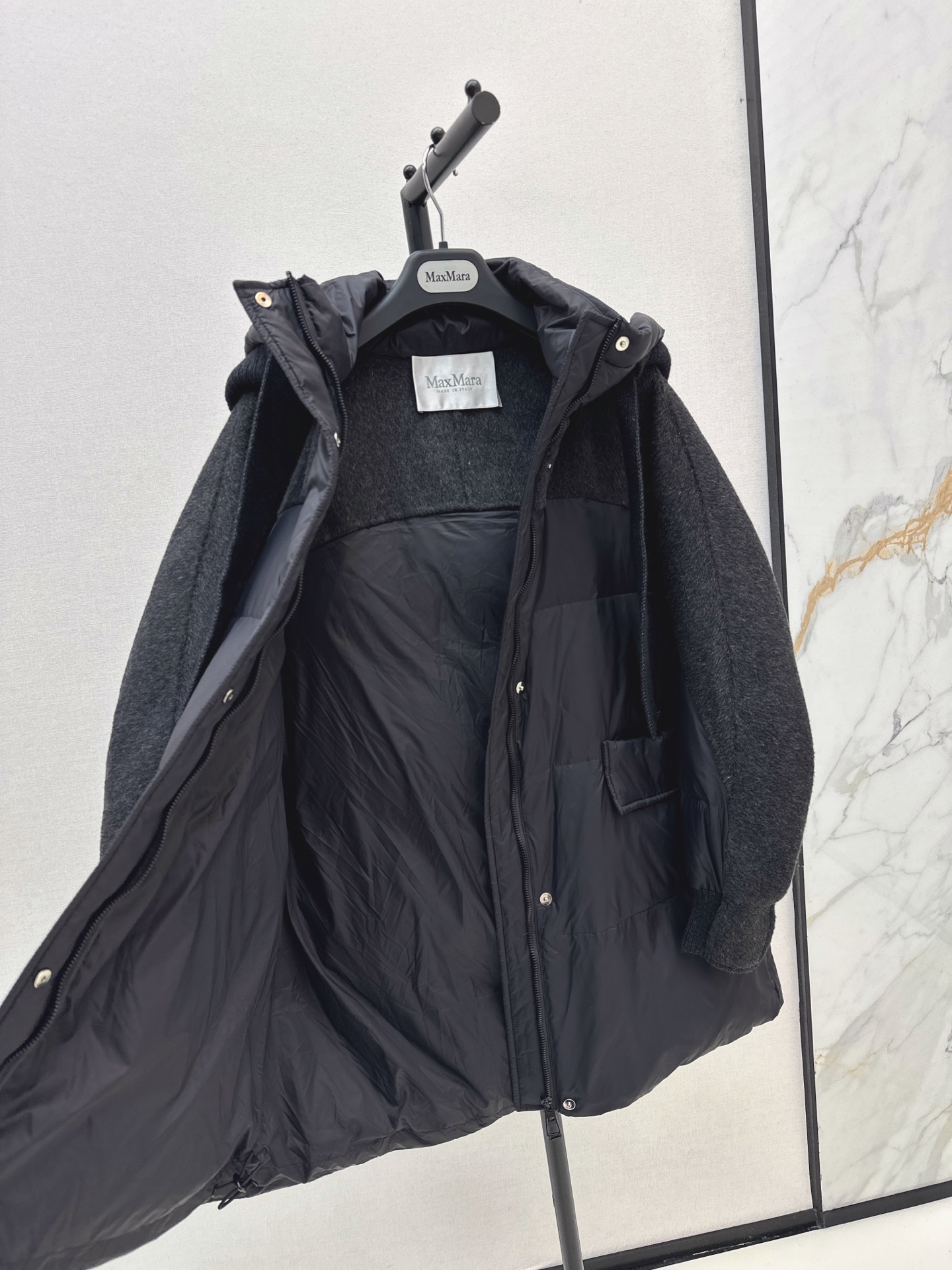 Max 26fw knit contract hooded down jacket
