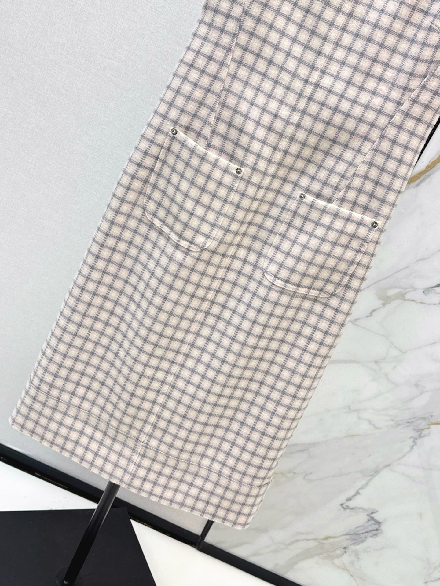 Thom 26fw sleeveless tweed dress