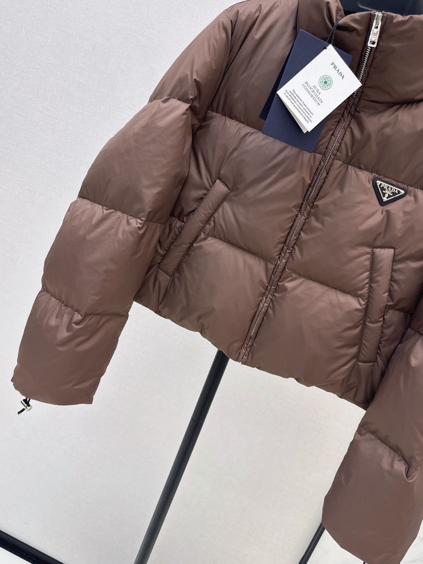 Pra 26fw cropped down jacket