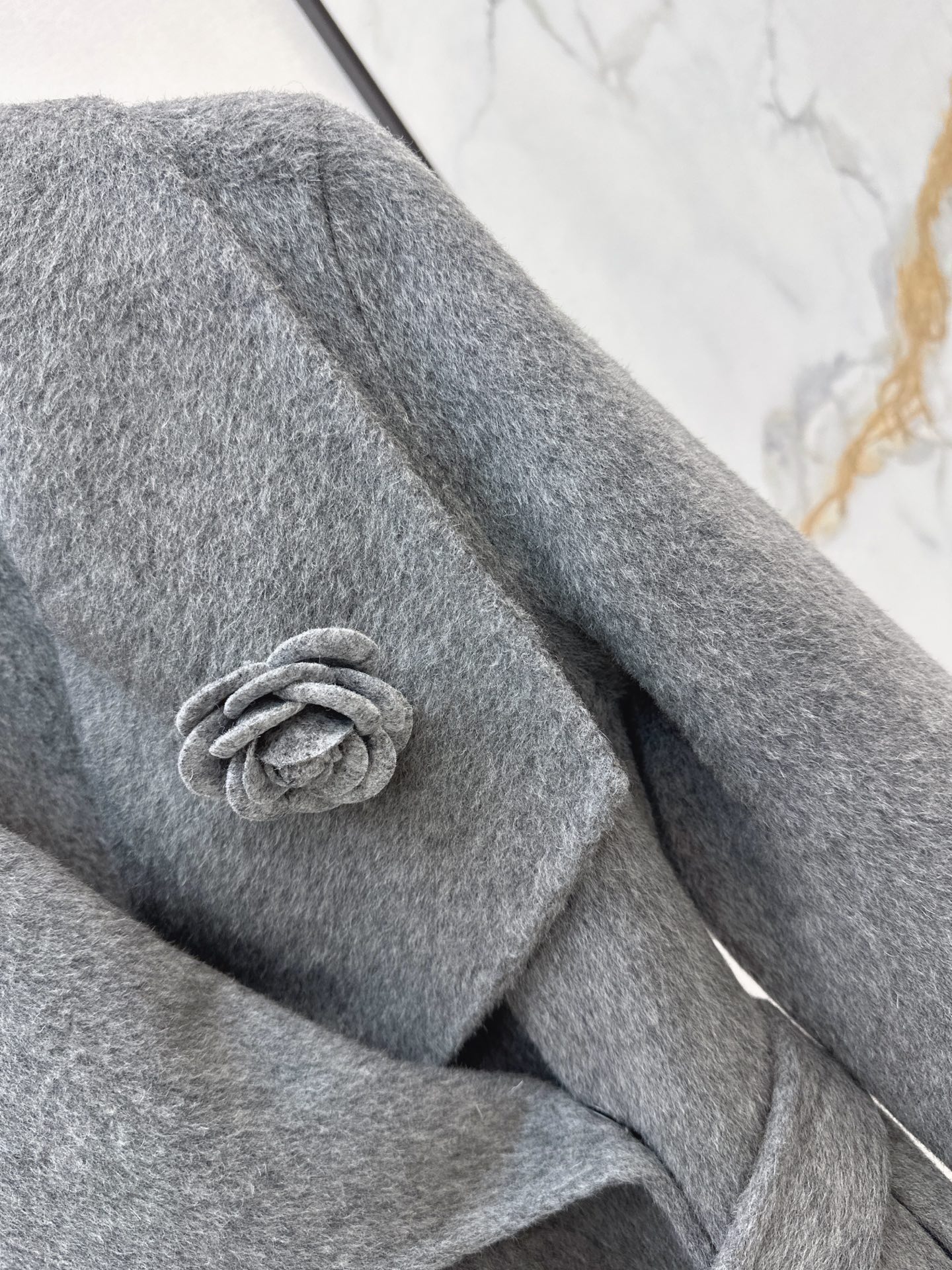 Chan 26fw belted long coat with fur-effect cuffs