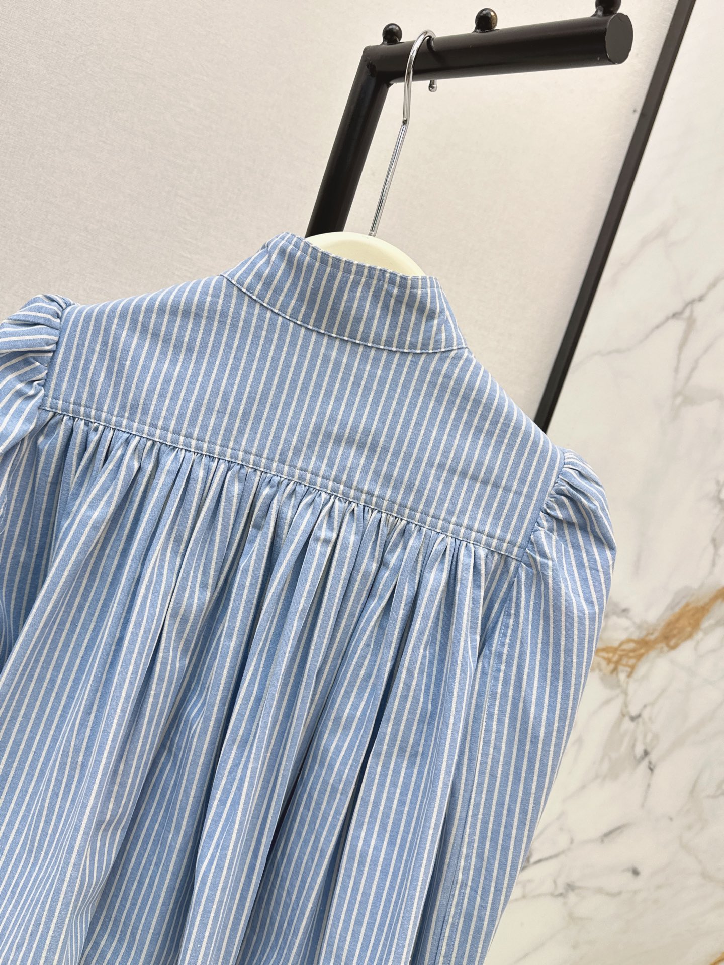 Chol 26fw stand collar stripe shirt