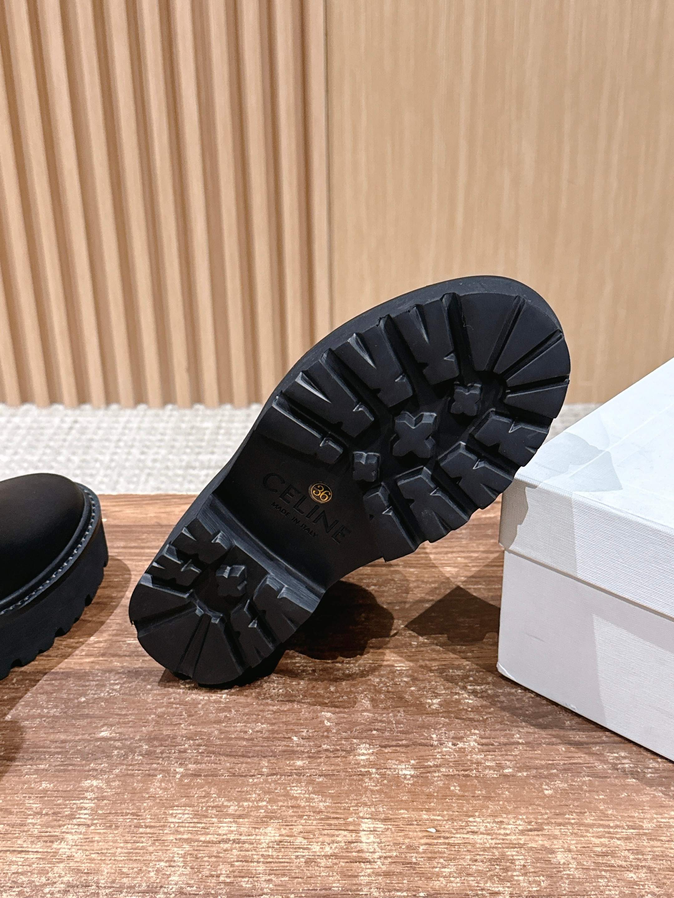 Celi 25fw ankle boots