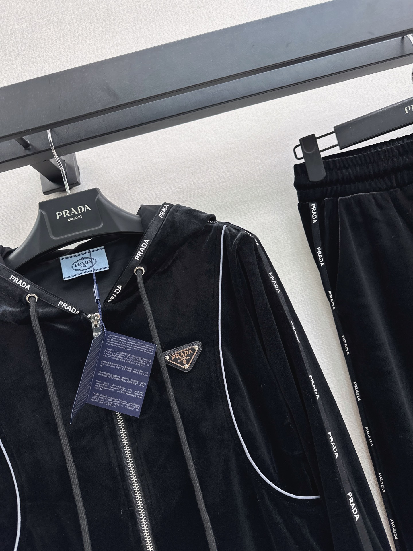 Pra 26fw velvet hooded jacket pant sets