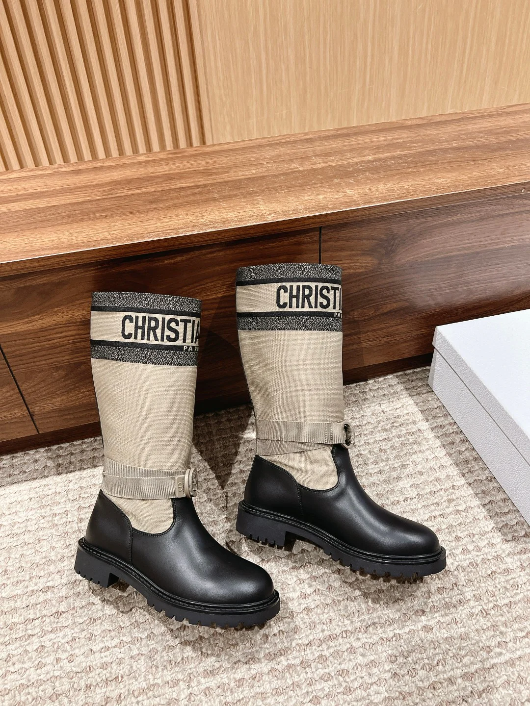 CD 25fw boots