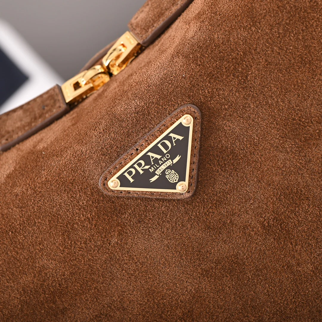 PD  Medium Nubuck leather handbag