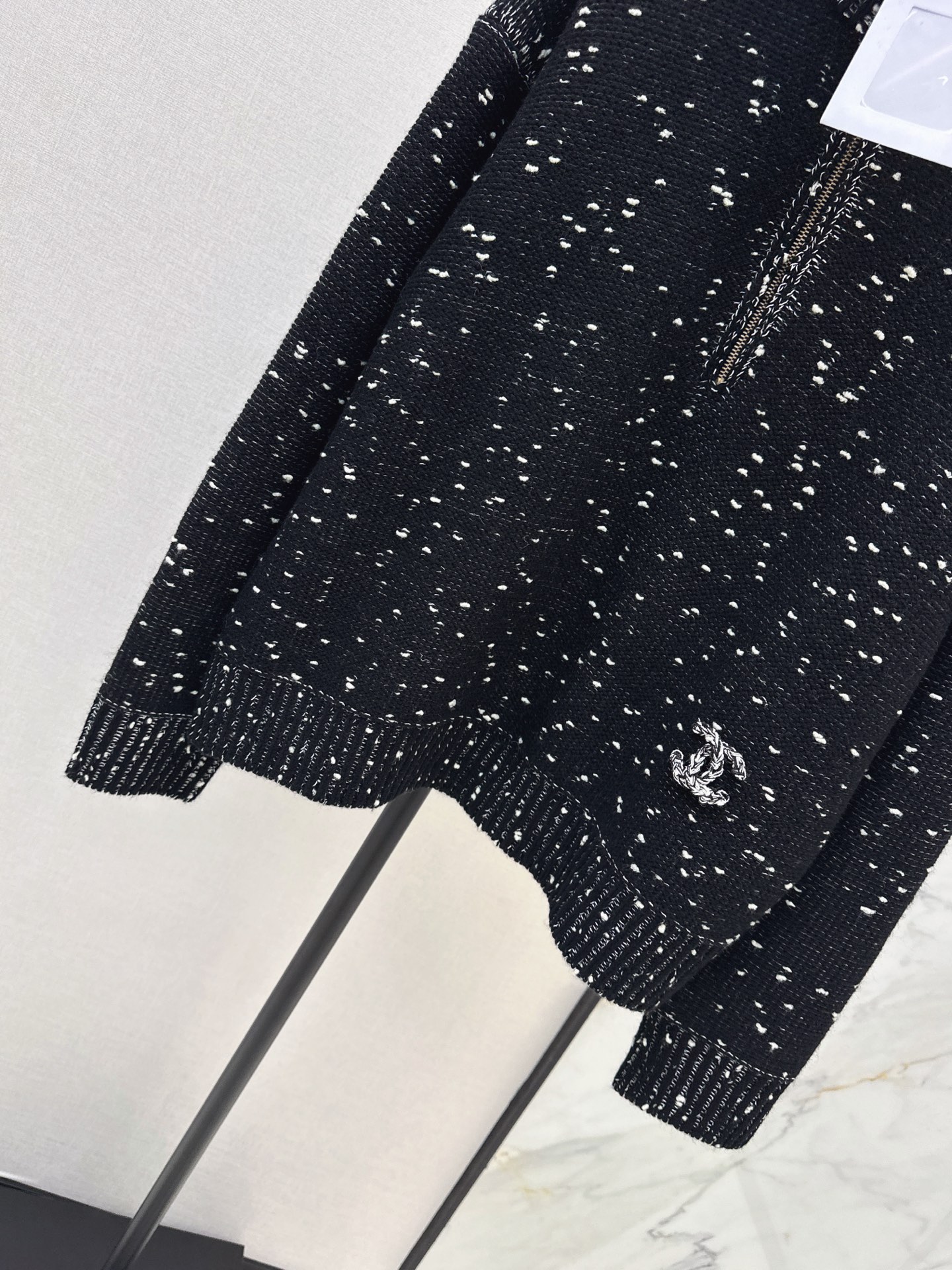 Chan 26fw zip-up knit sweater