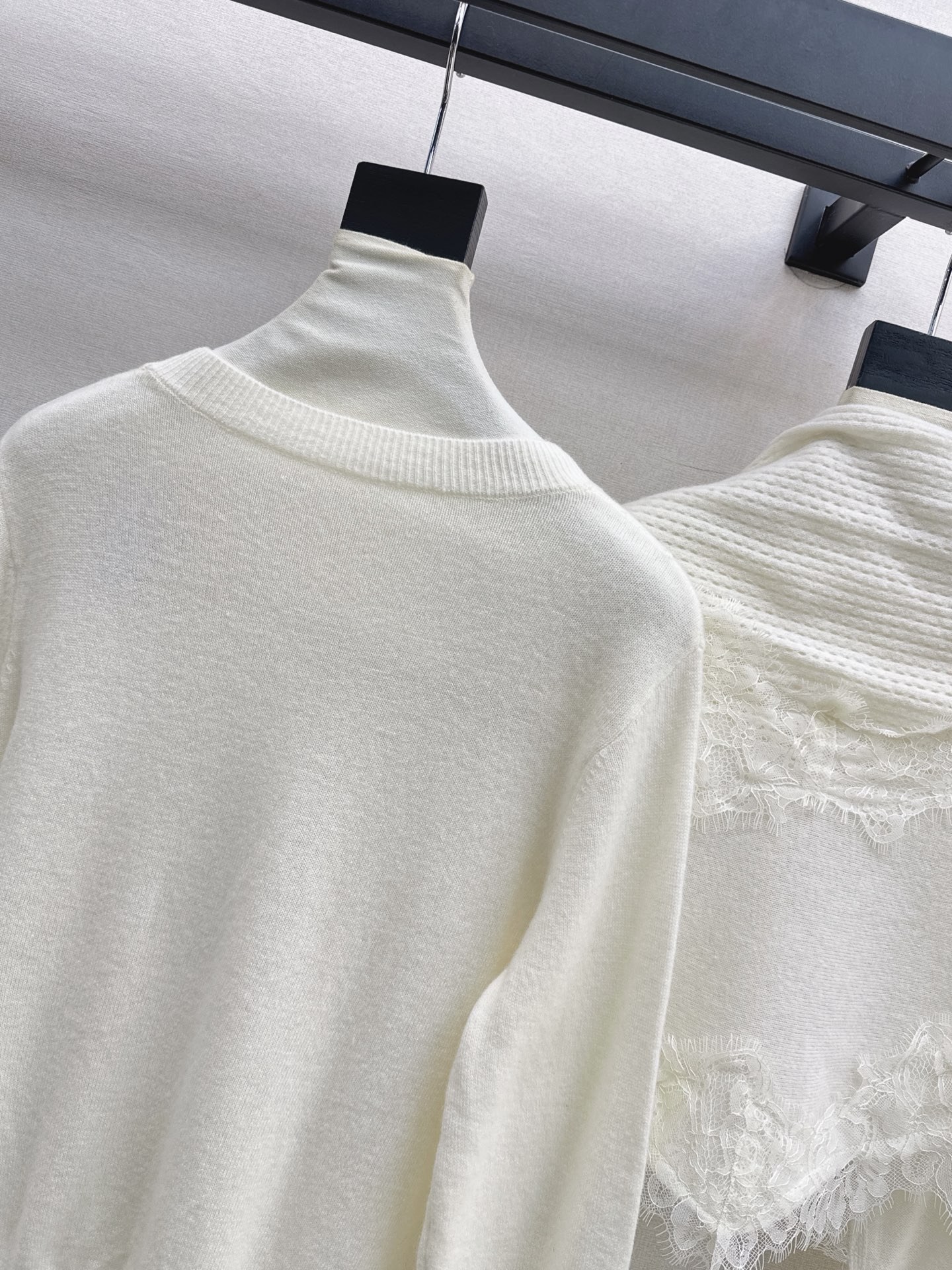 ES 26fw knit lace cape sweater sets