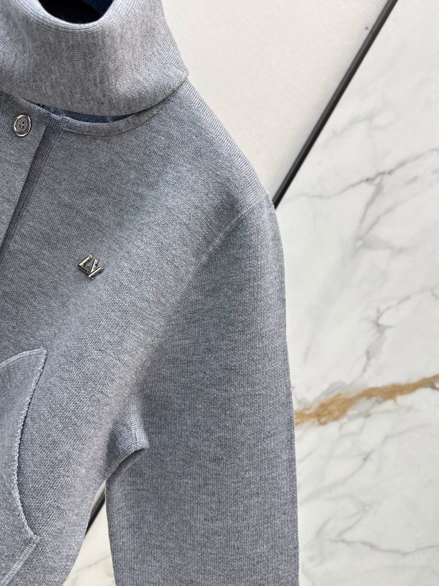 Loui 26fw scraf-collar knit jacket