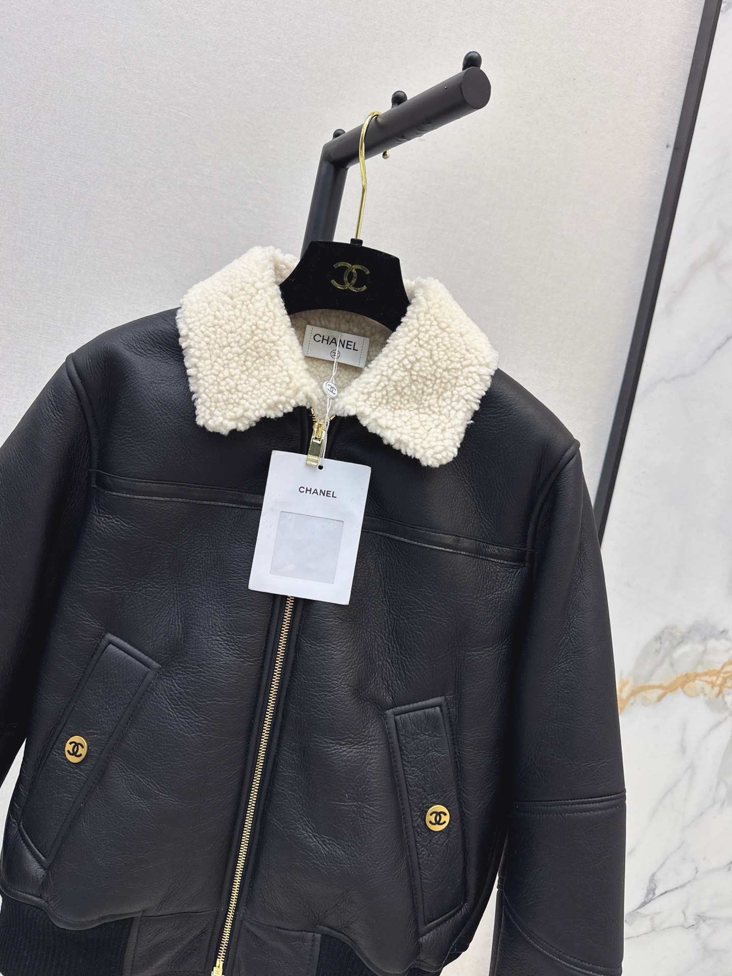 Chan 26fw leather look bomber jacket