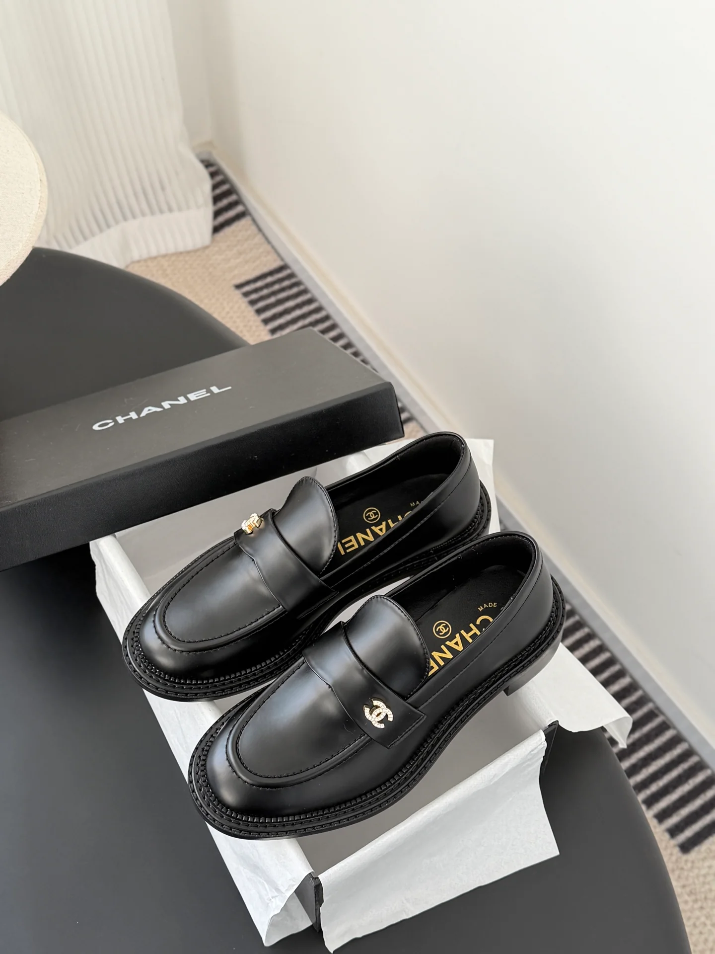 Chan 26C loafers shoes