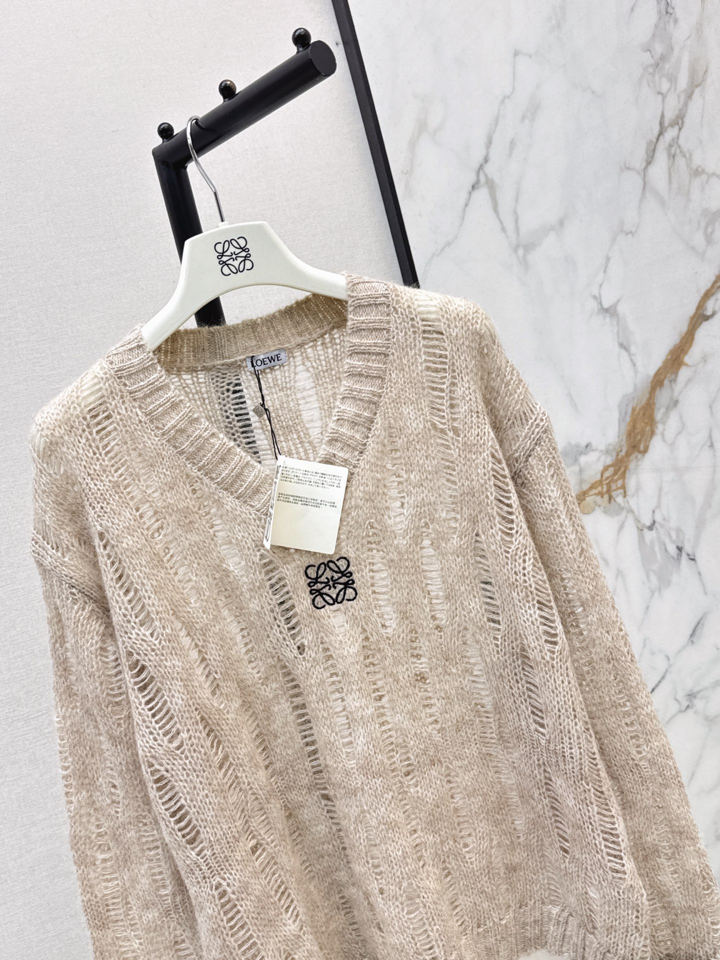 Loe 26fw hollow knit sweater
