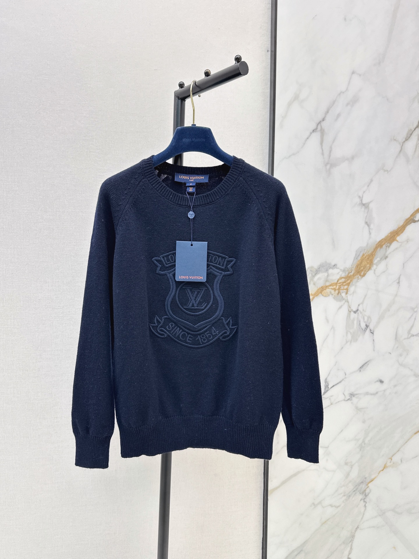 Loui 26fw embroidery knit sweter