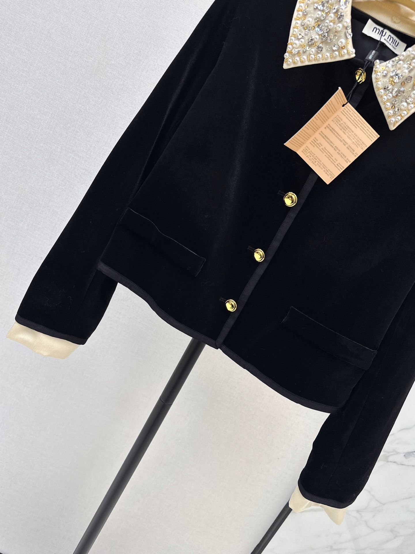 Miu 26fw cropped beading velvet jacket