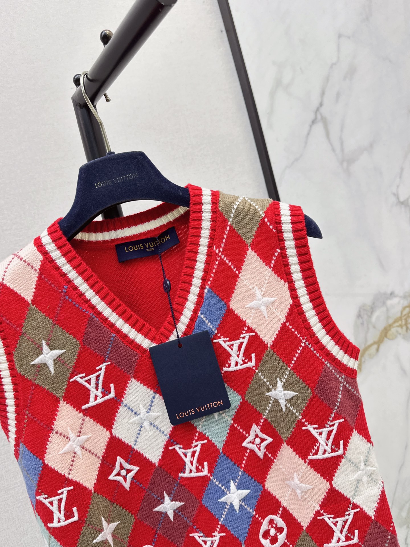 Loui 26fw jacquard knit vest