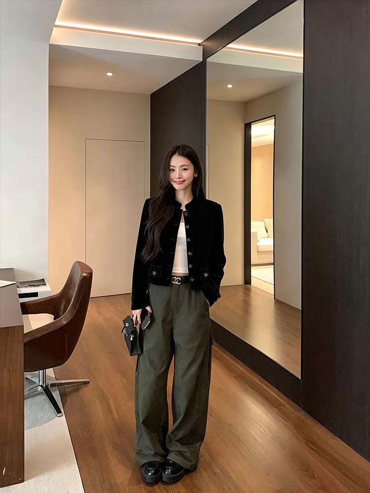 Chan 26fw velvet cropped jacket