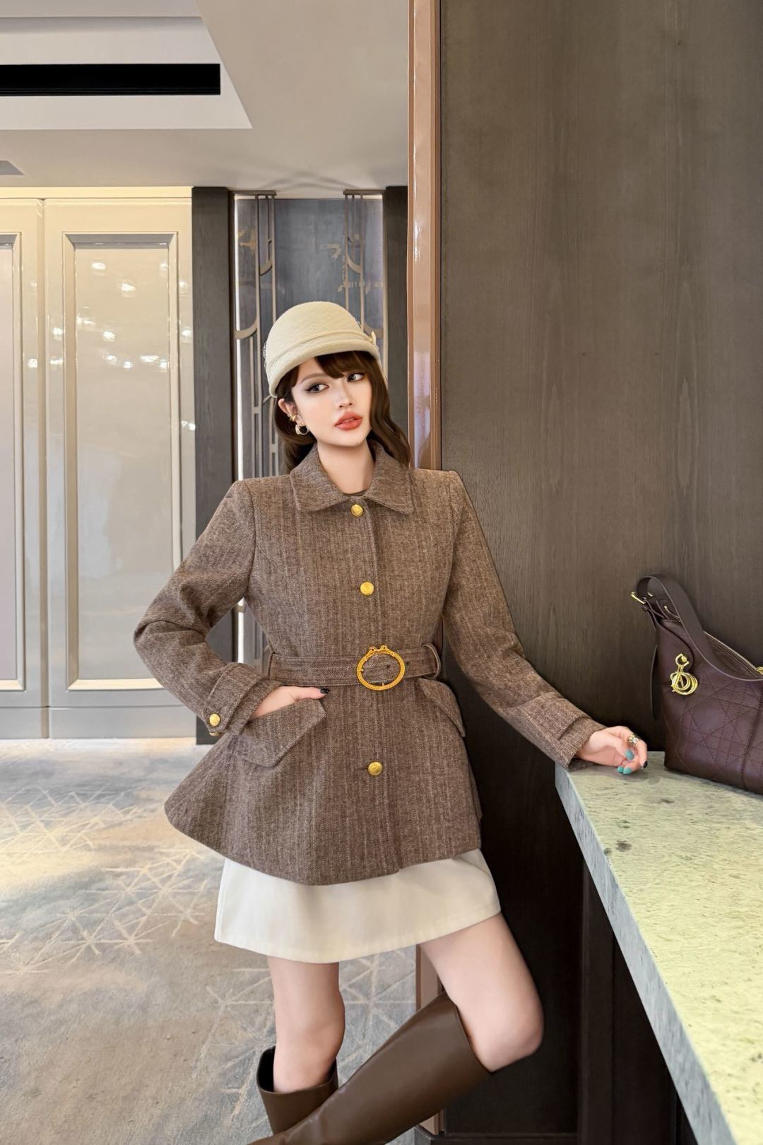 CD 26fw  herringbone belted jacket
