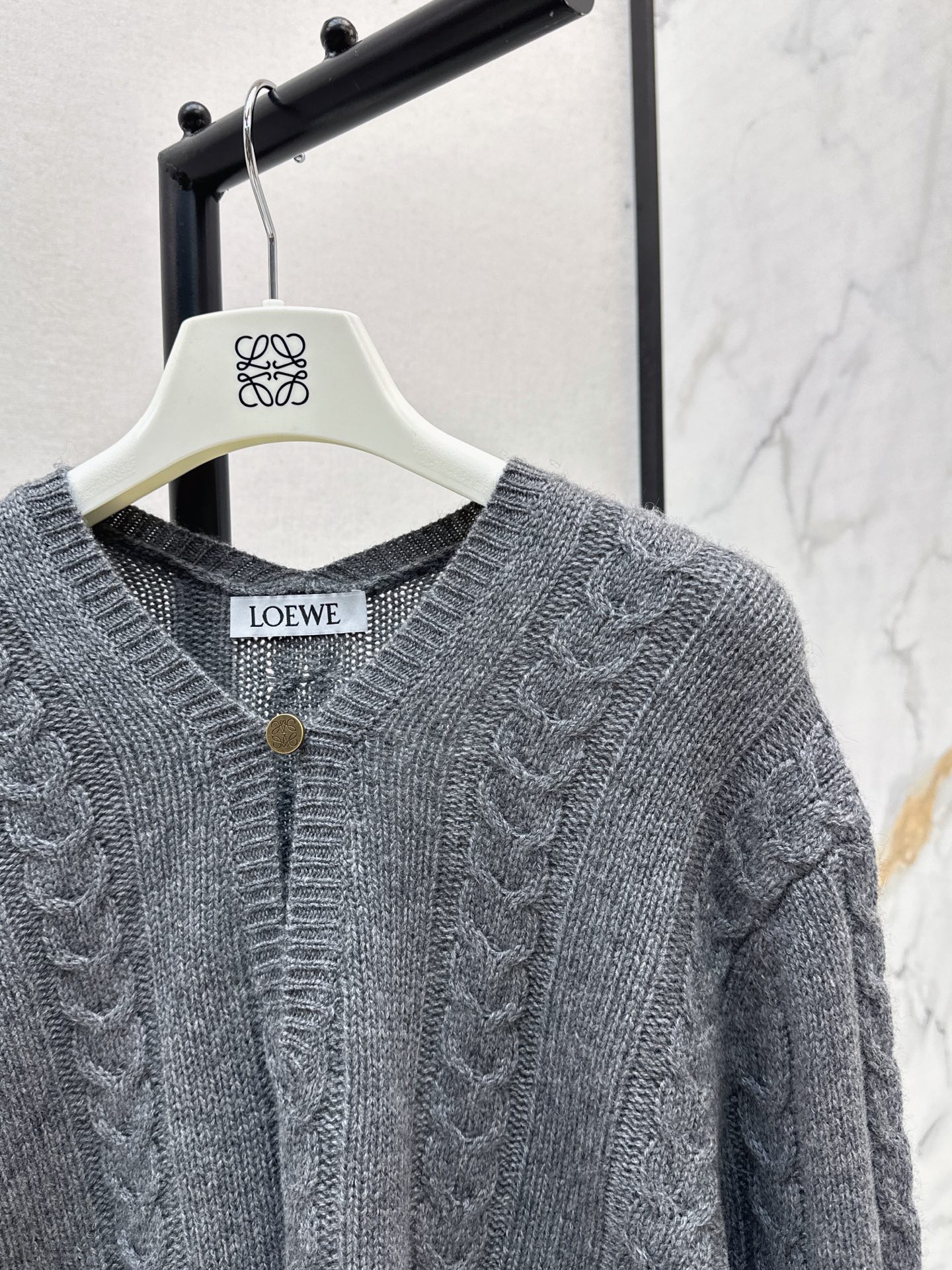 Loe 26fw cashmere sweater