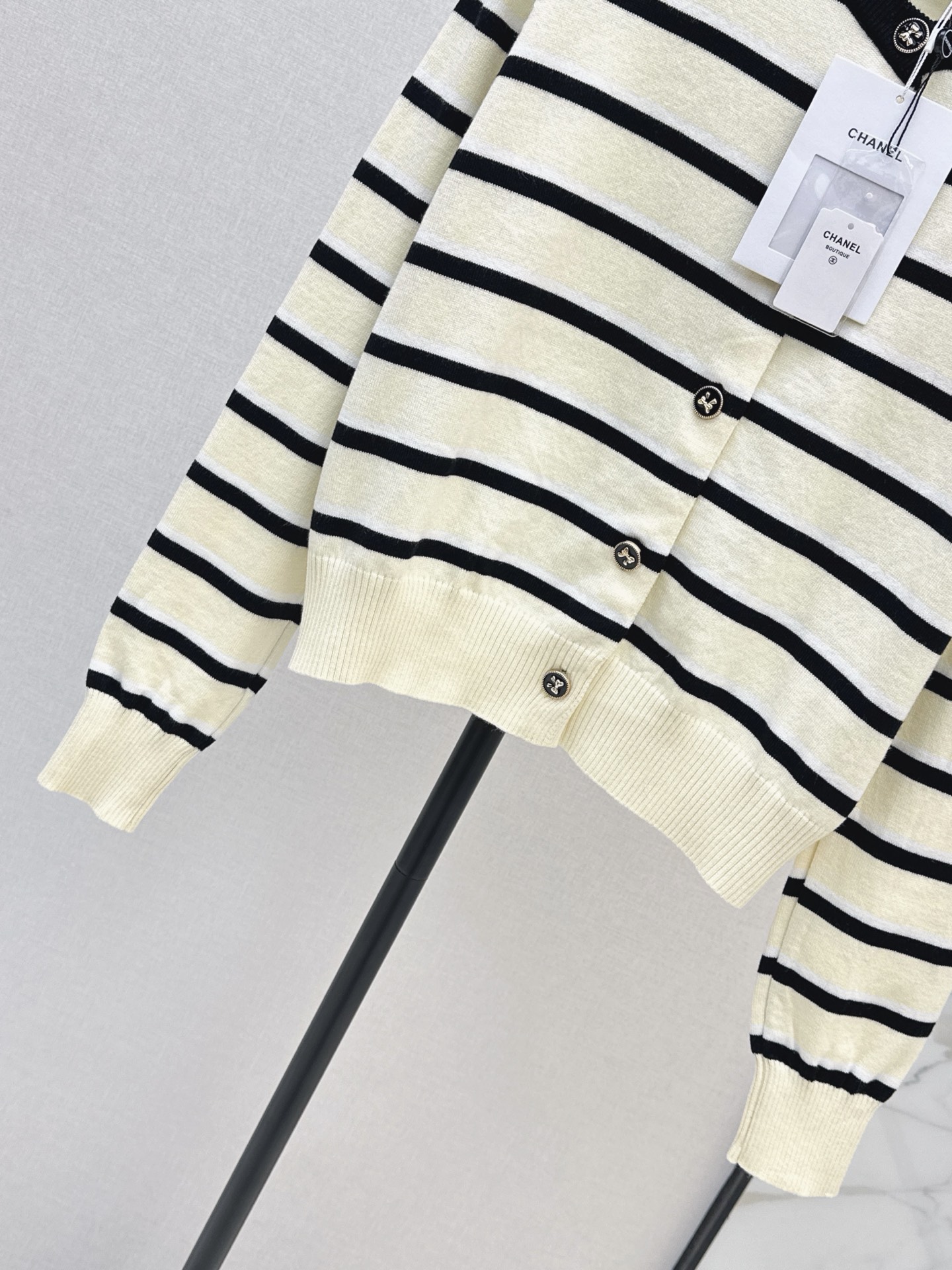 Chan 26fw stripe knit cardigan