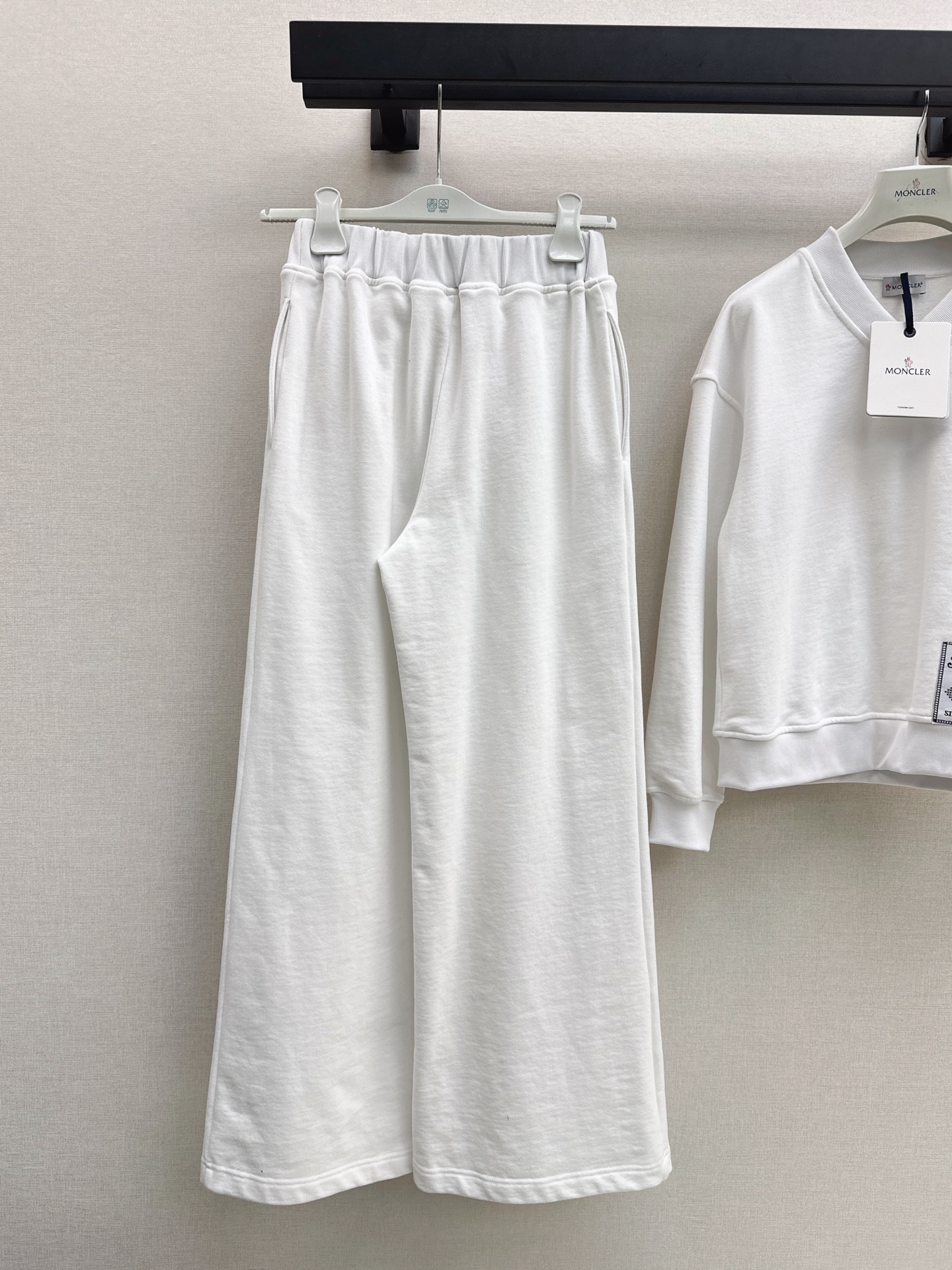 Monc 26fw casual sweatshirt pants sets