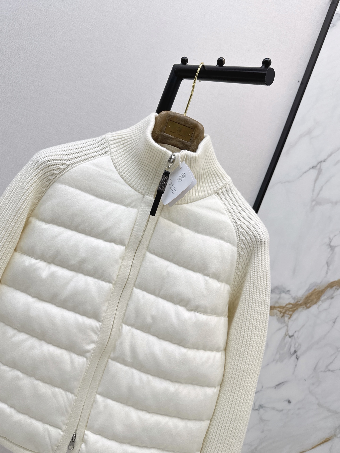 Brun 26fw knit contract down jacket
