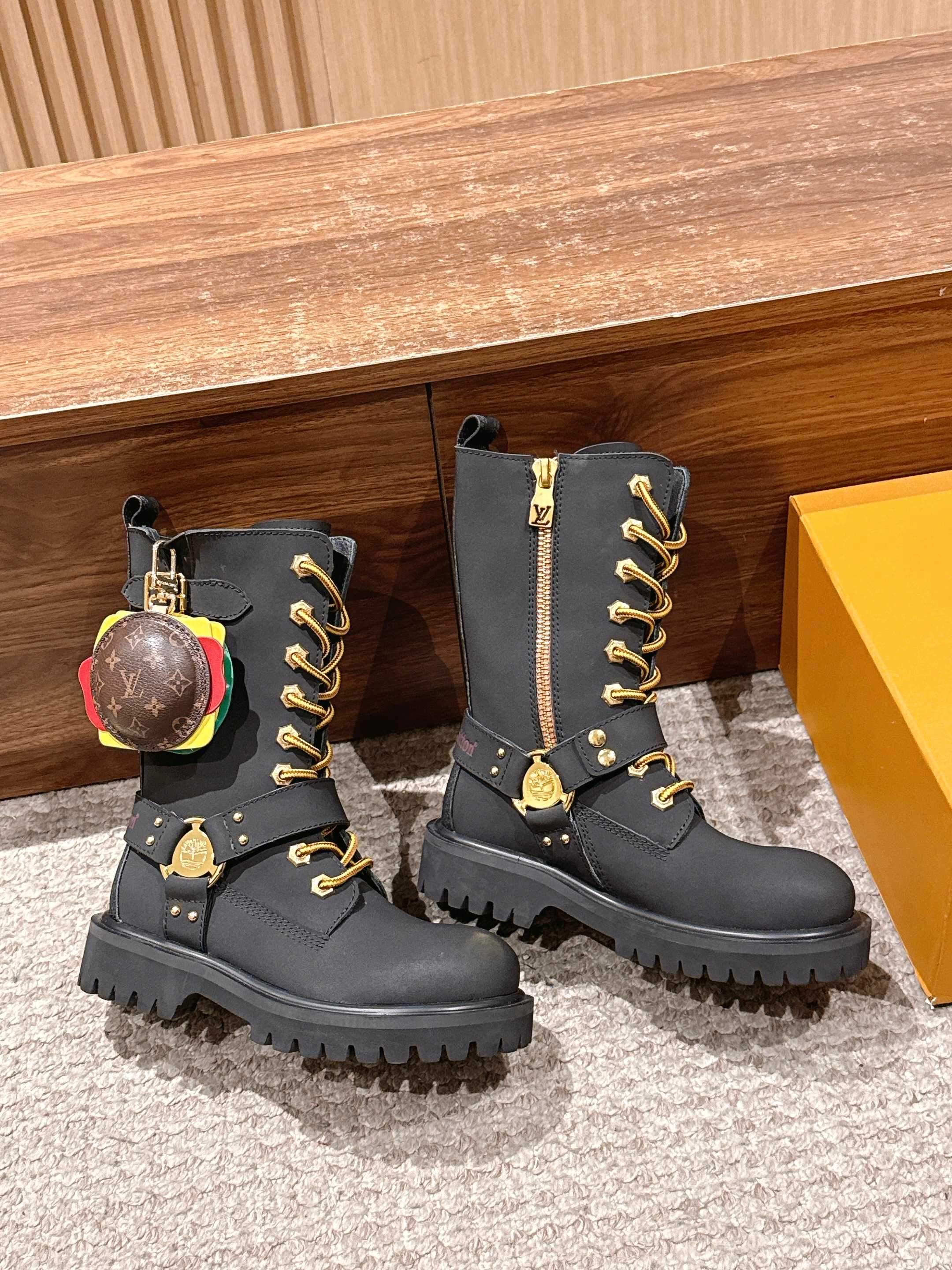 Loui 25fw biker boots