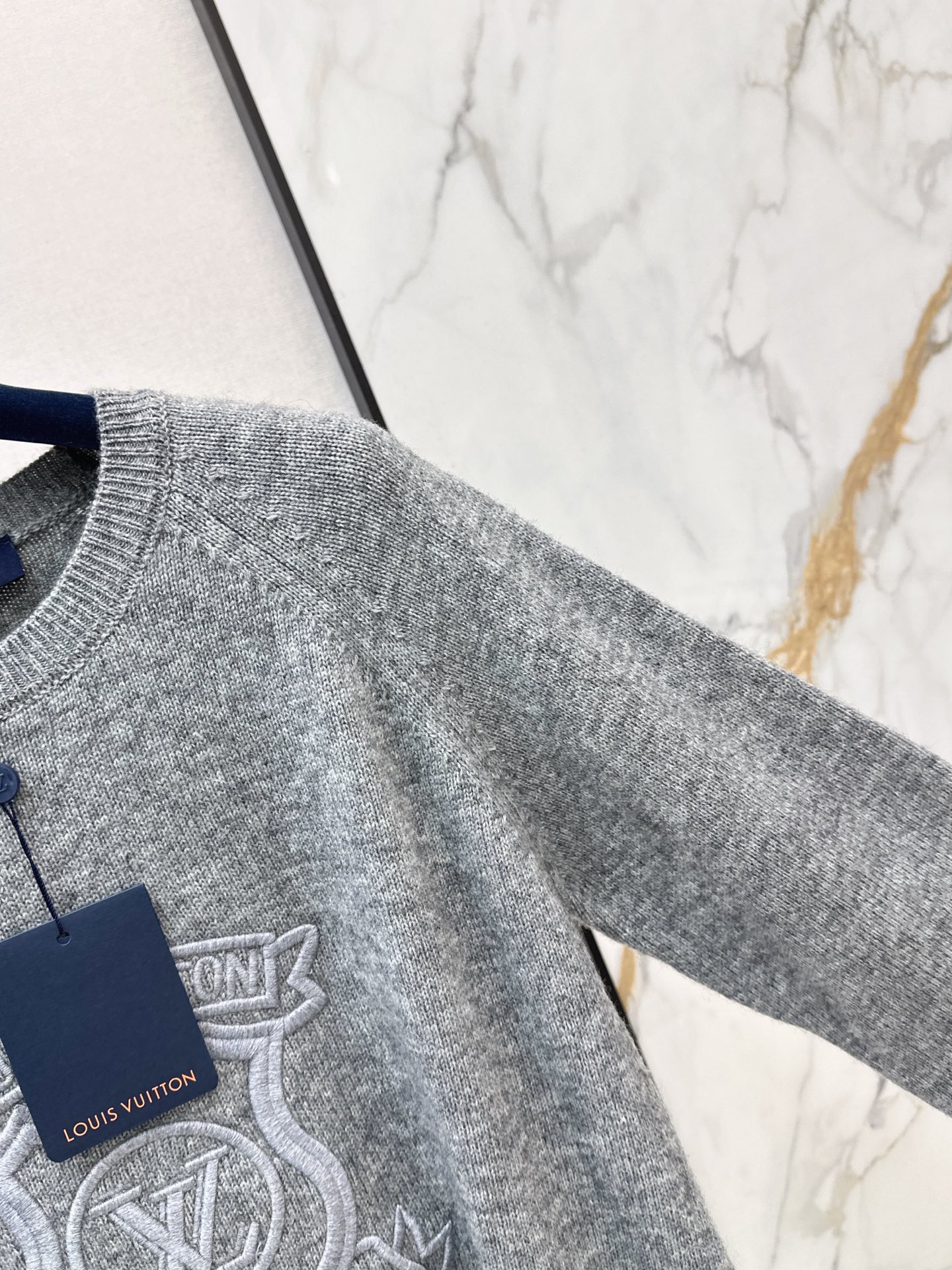 Loui 26fw embroidery knit sweter