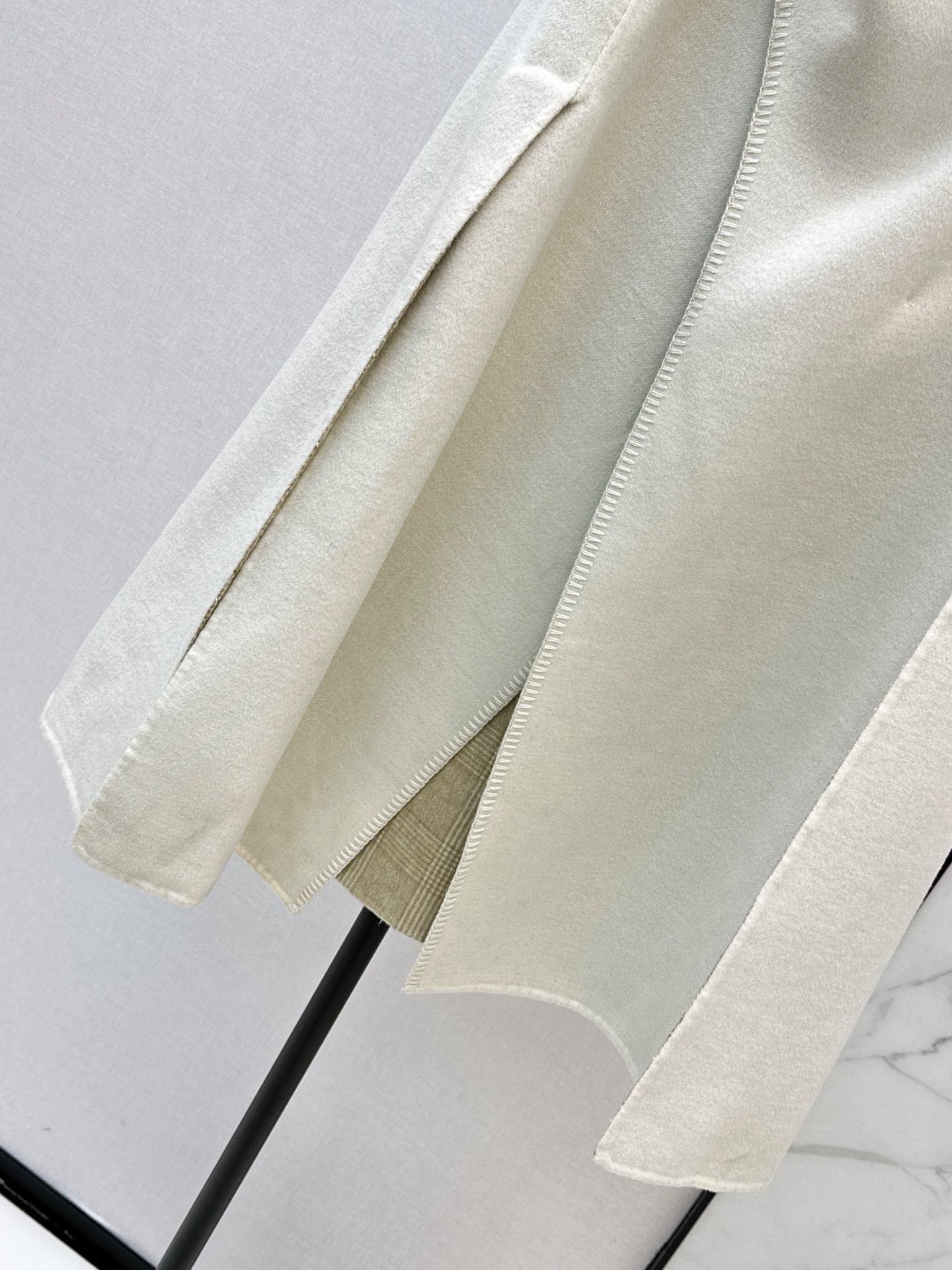 Max 26fw woolen cape overcoats