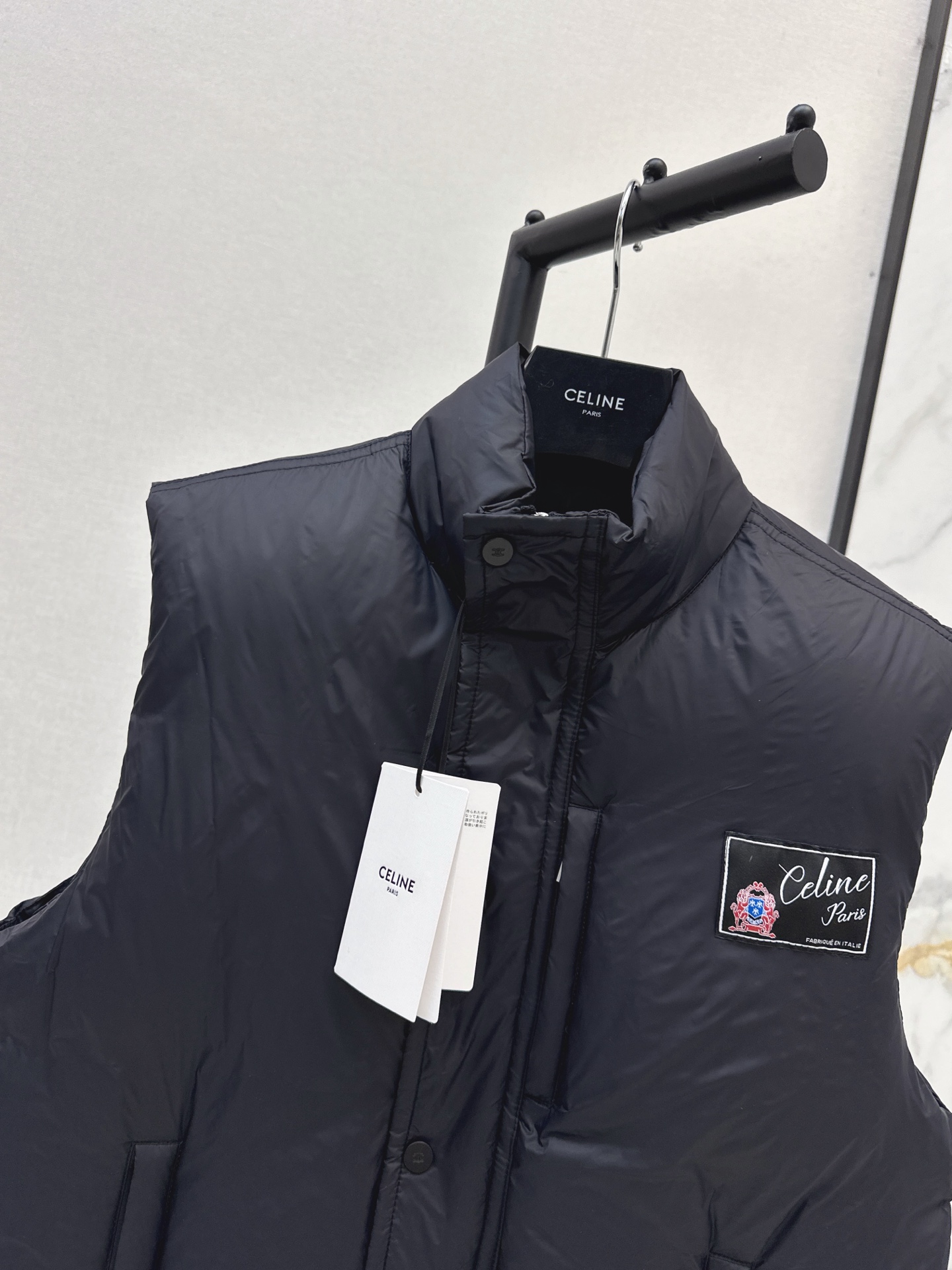 Celi 26fw down vest