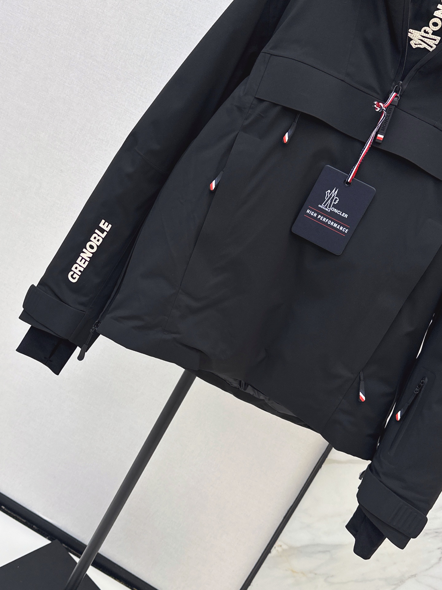 Monc 26fw hoode ski down jacket