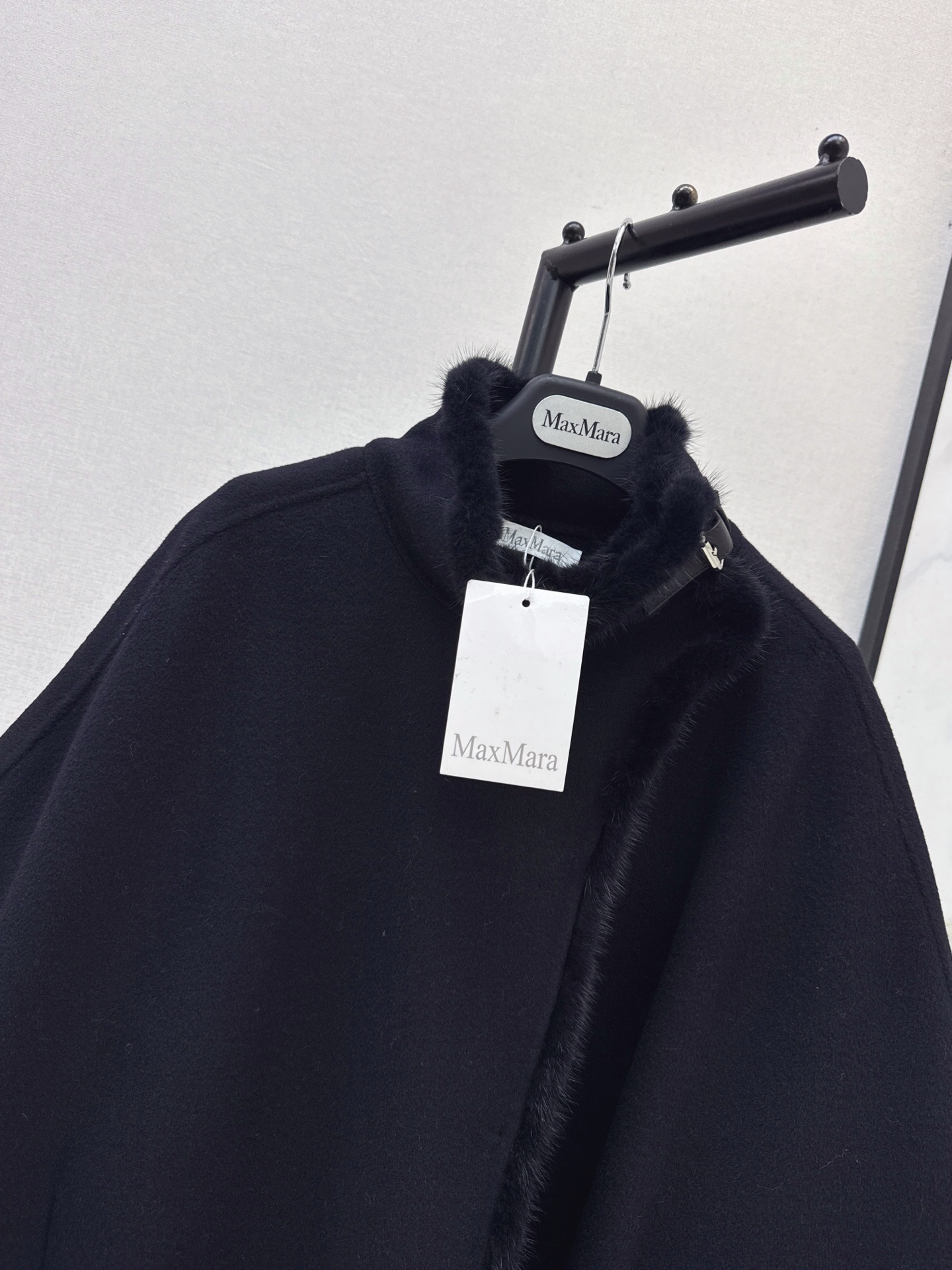 Max 26fw woolen cape jacket