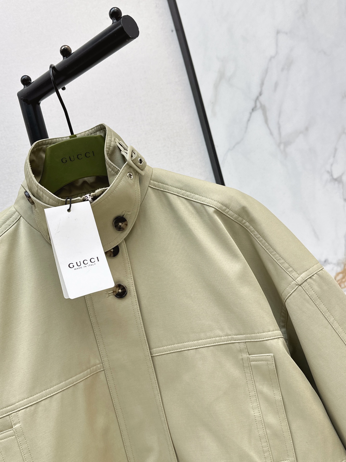 Guc 26fw stand collar jacket